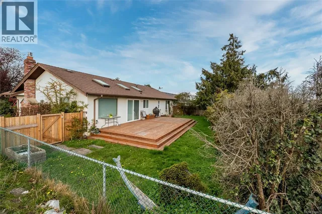 2095 JAHN PLACE, Sidney 5