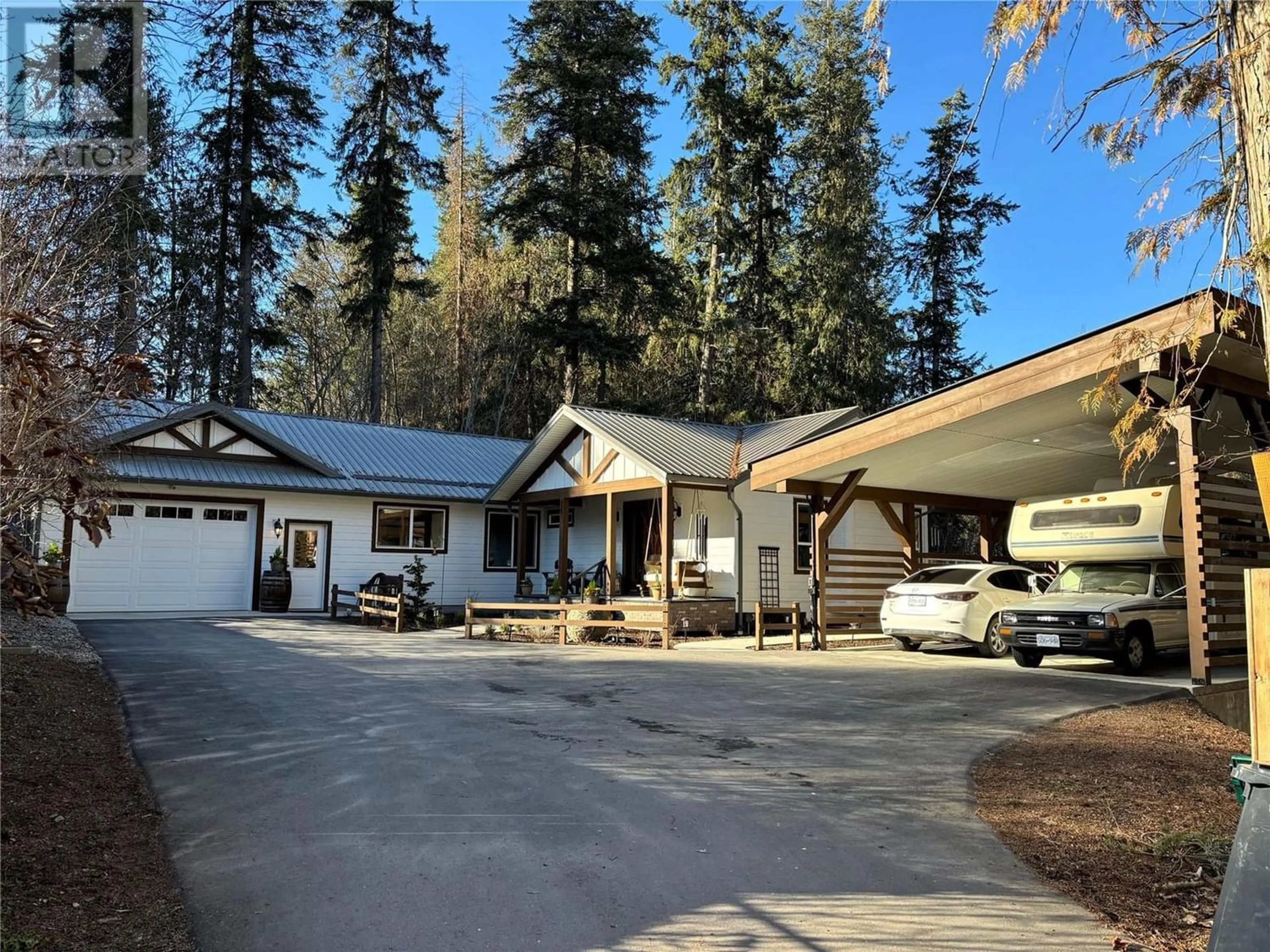 Outside view for 4930 70 Avenue NE, Canoe British Columbia V0E1K0