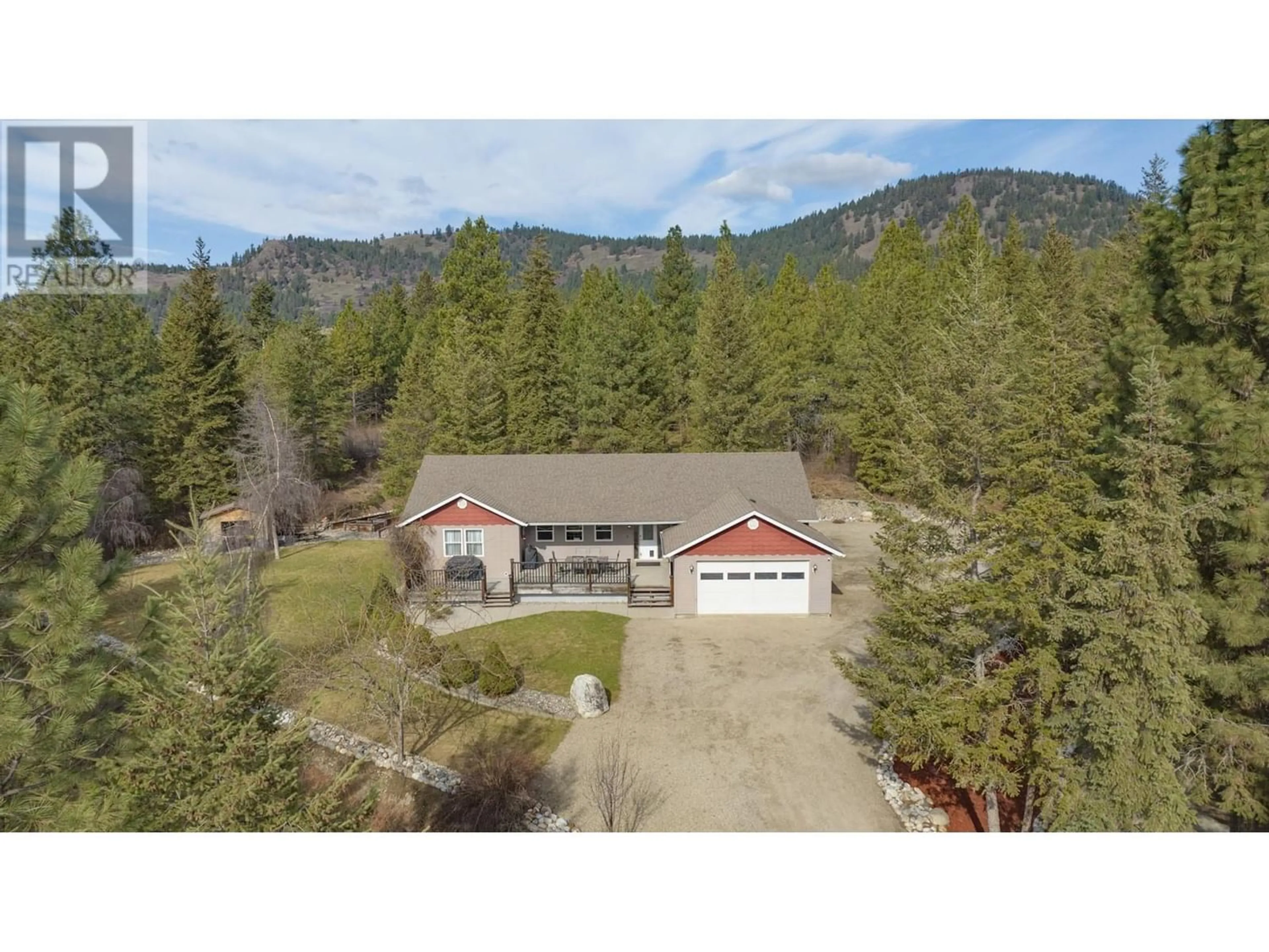 Cottage for 14 Saddleback Road, Lumby British Columbia V0E2G1