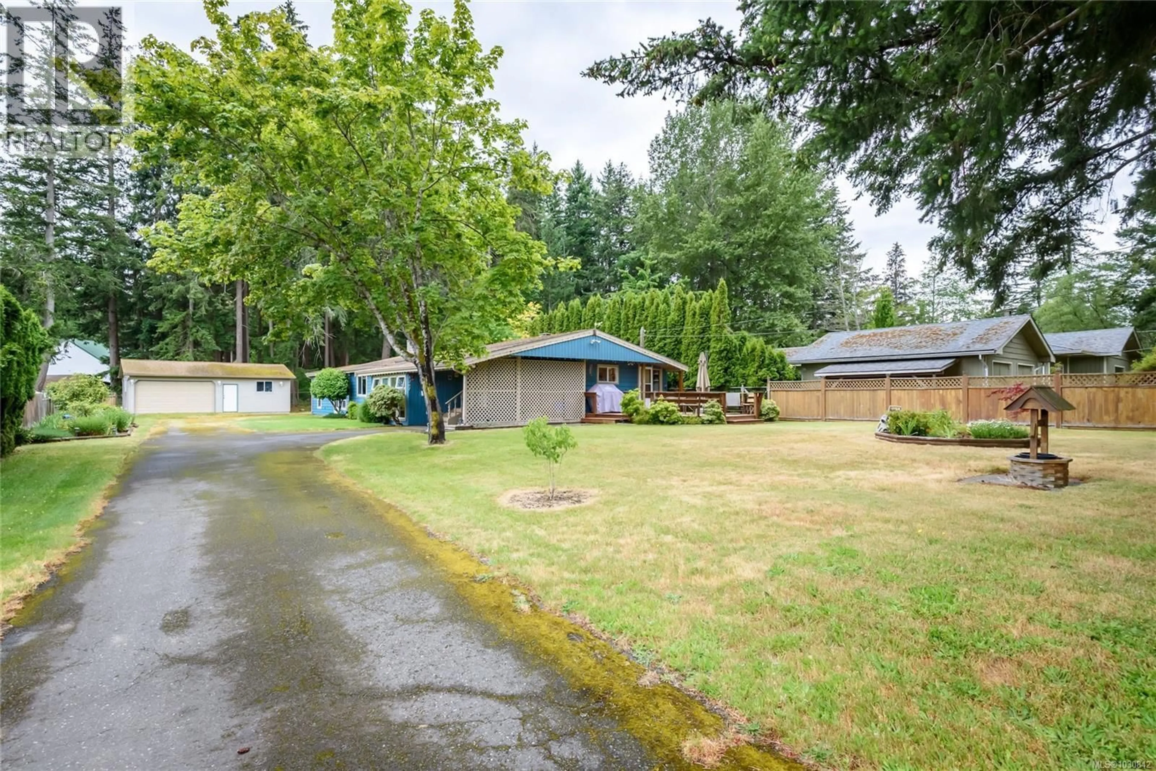 A pic from outside/outdoor area/front of a property/back of a property/a pic from drone, street for 1267 DON ROAD, Comox British Columbia V9M4C4