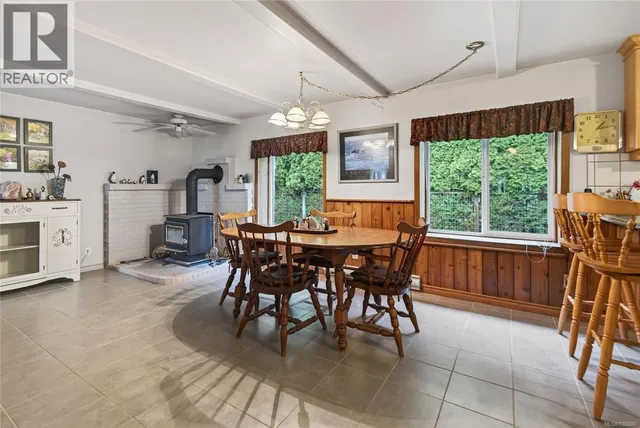 1267 DON ROAD, Comox 4