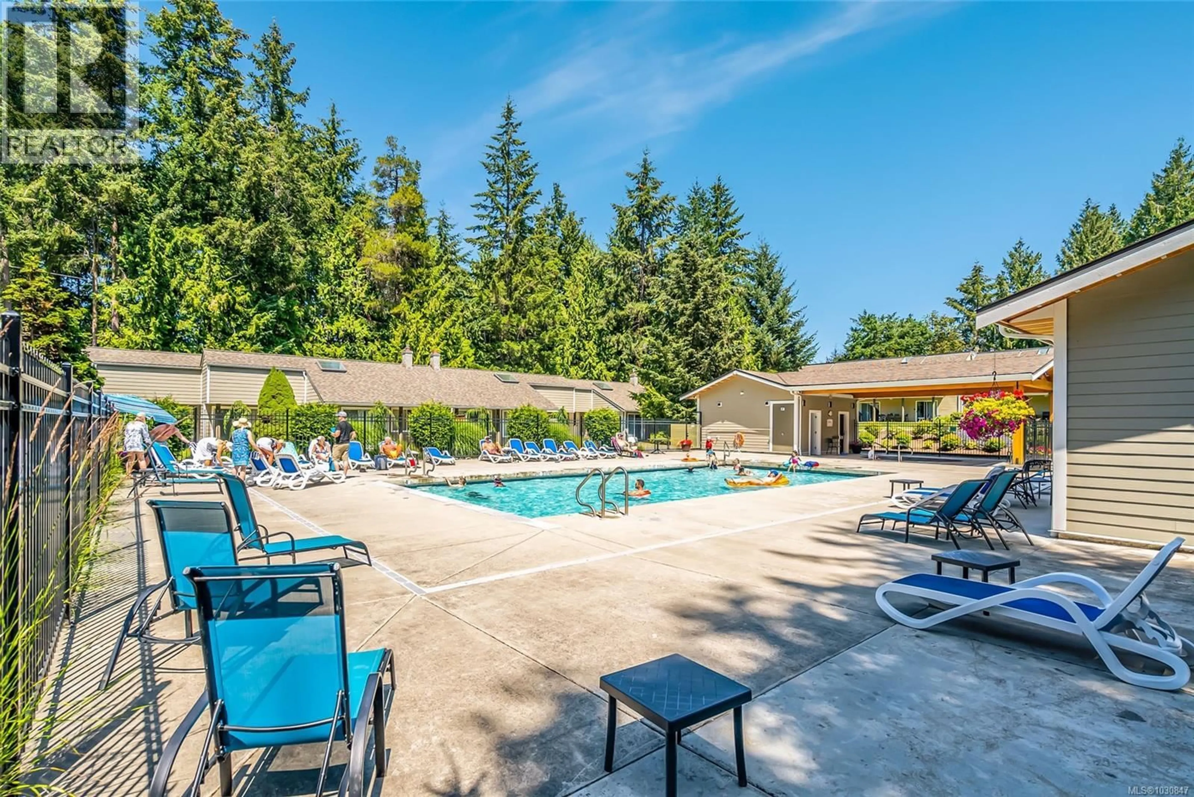 Pool for 13 - 1135 RESORT DRIVE, Parksville British Columbia V9P2T6