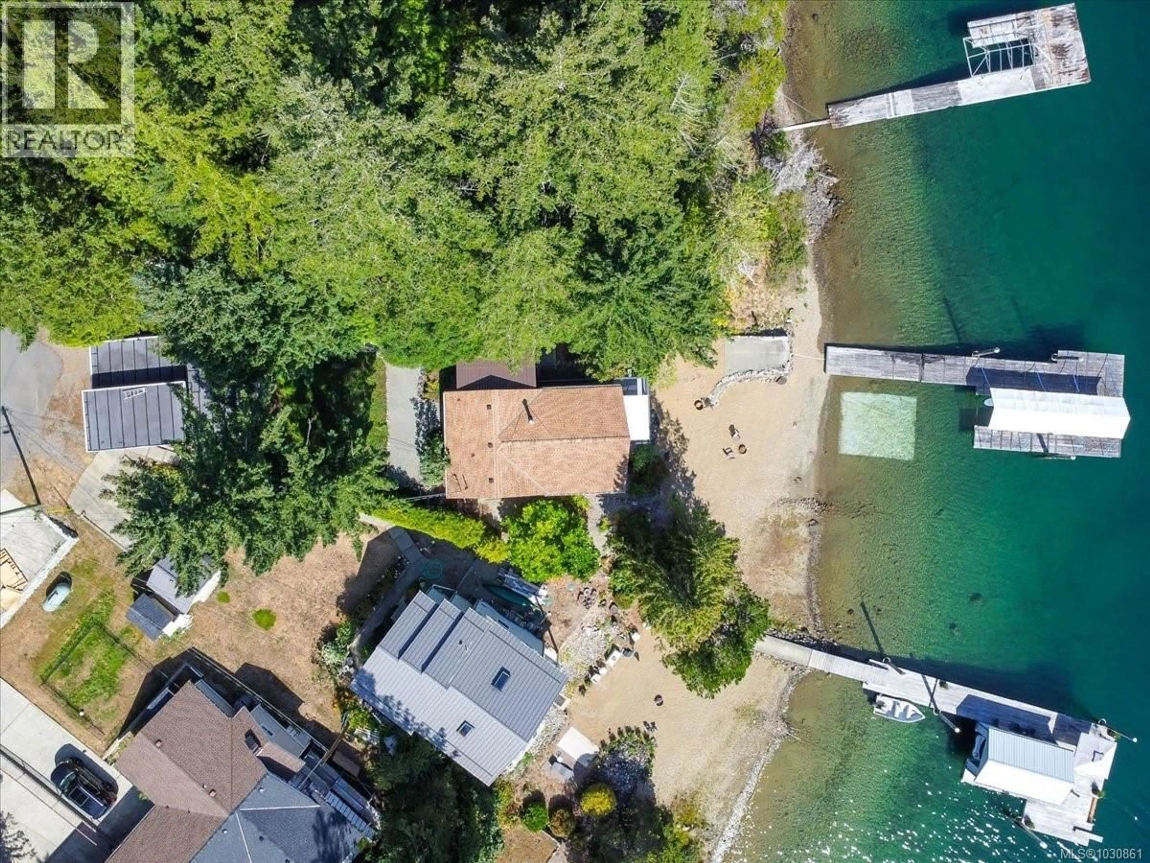 A pic from outside/outdoor area/front of a property/back of a property/a pic from drone, water/lake/river/ocean view for 10232 WOODSLEE LOOP, Port Alberni British Columbia V9Y9B1