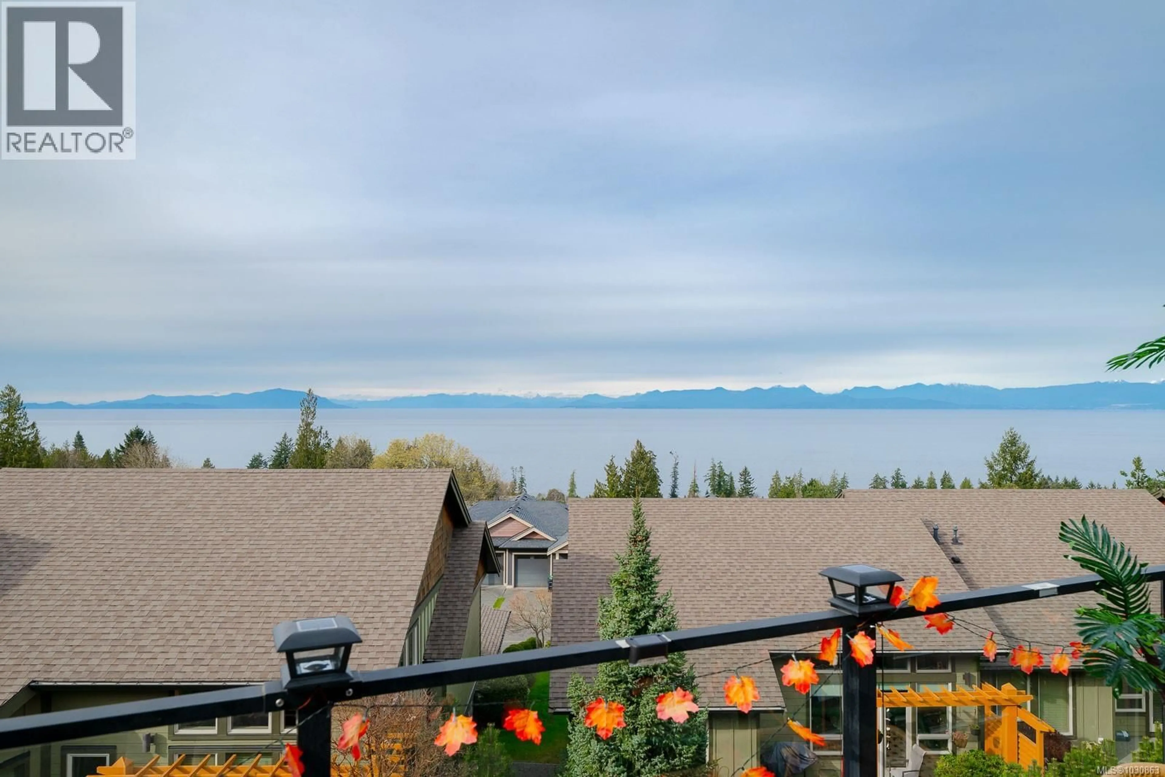 A pic from outside/outdoor area/front of a property/back of a property/a pic from drone, water/lake/river/ocean view for 5364 LAGUNA WAY, Nanaimo British Columbia V9T0B8