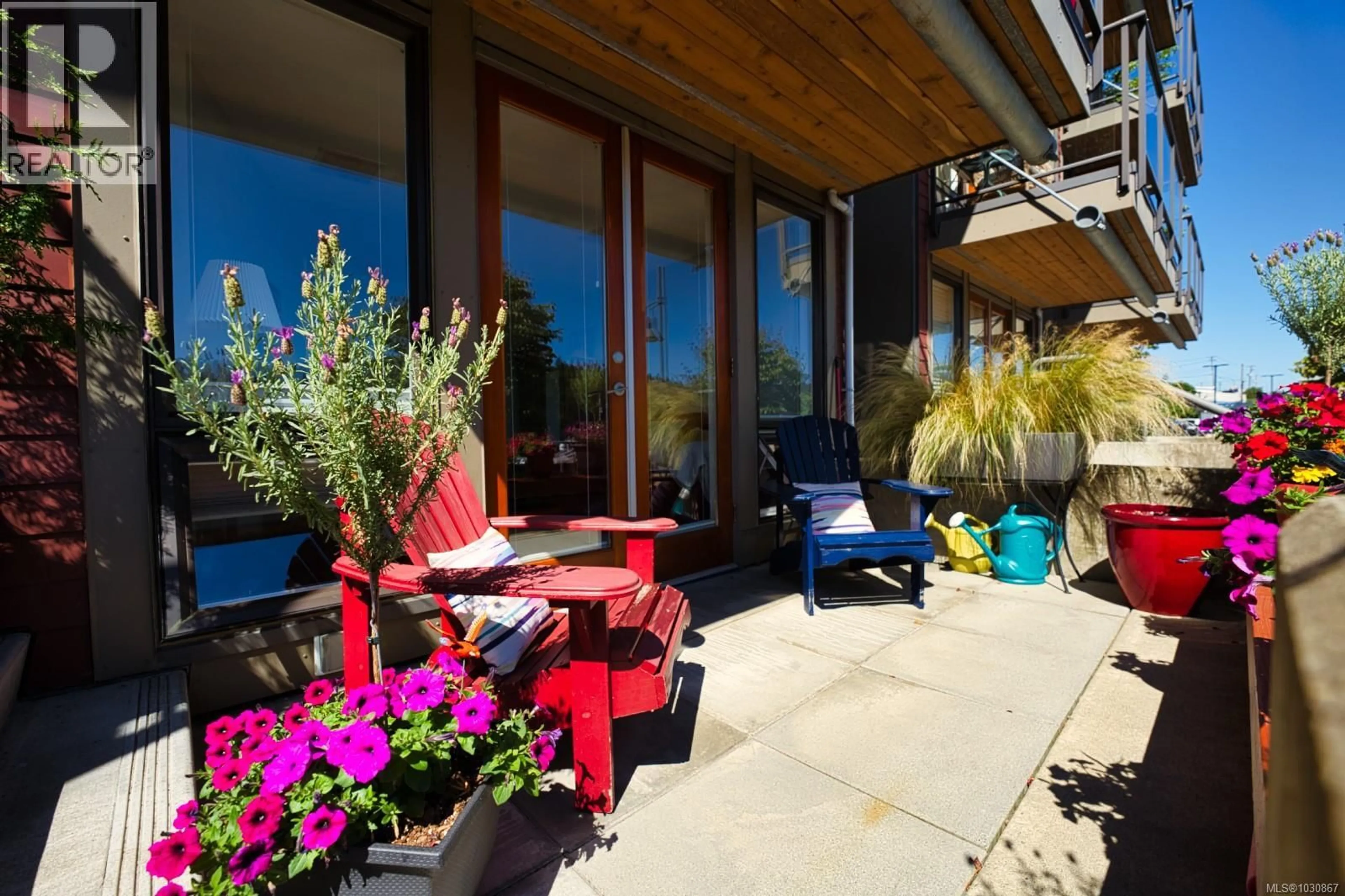 Patio, street for 27 CYPRESS STREET, Nanaimo British Columbia V9S0A1