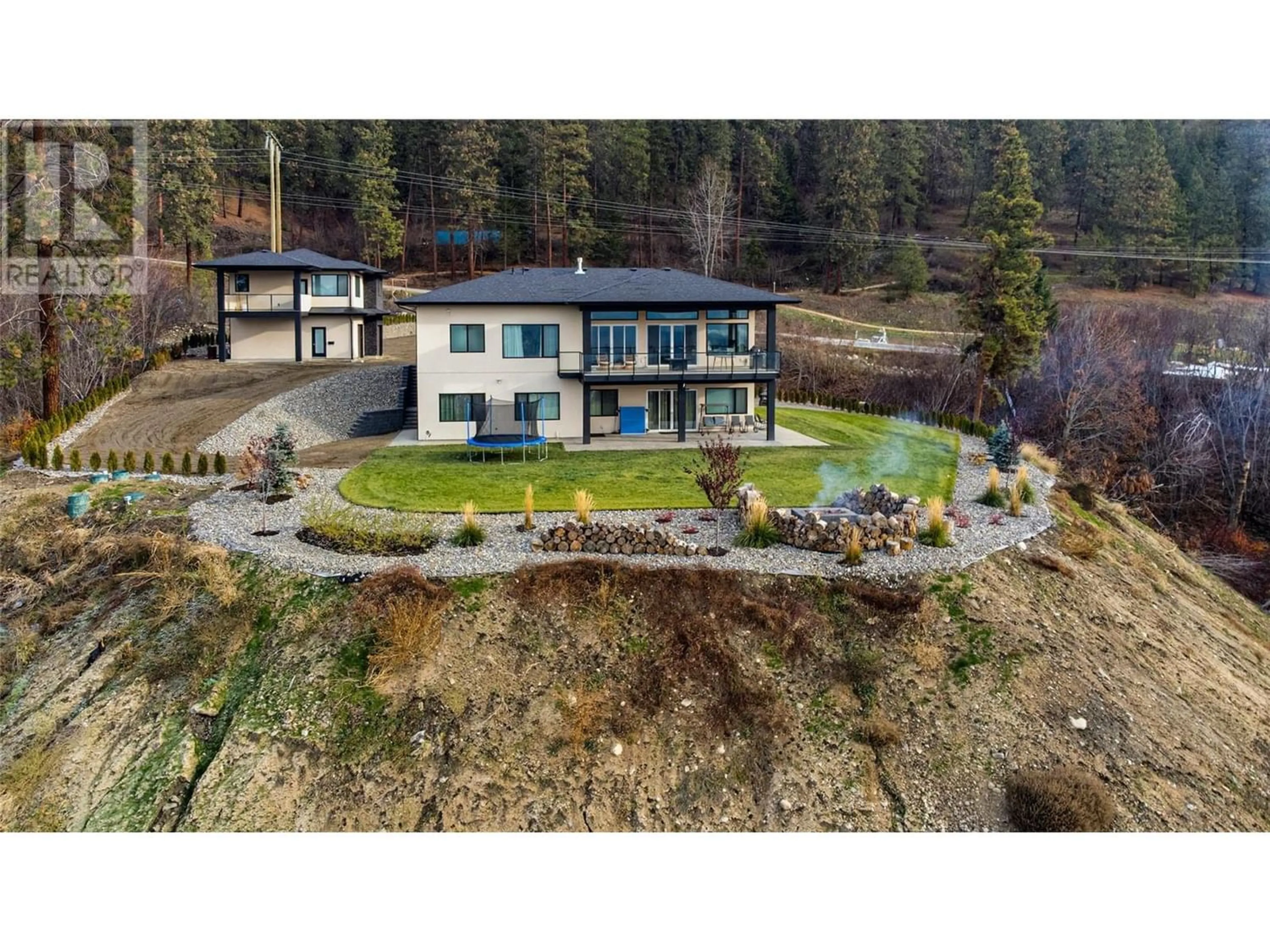 Frontside or backside of a home for 3278 Boss Creek Road, Vernon British Columbia V1B4G5