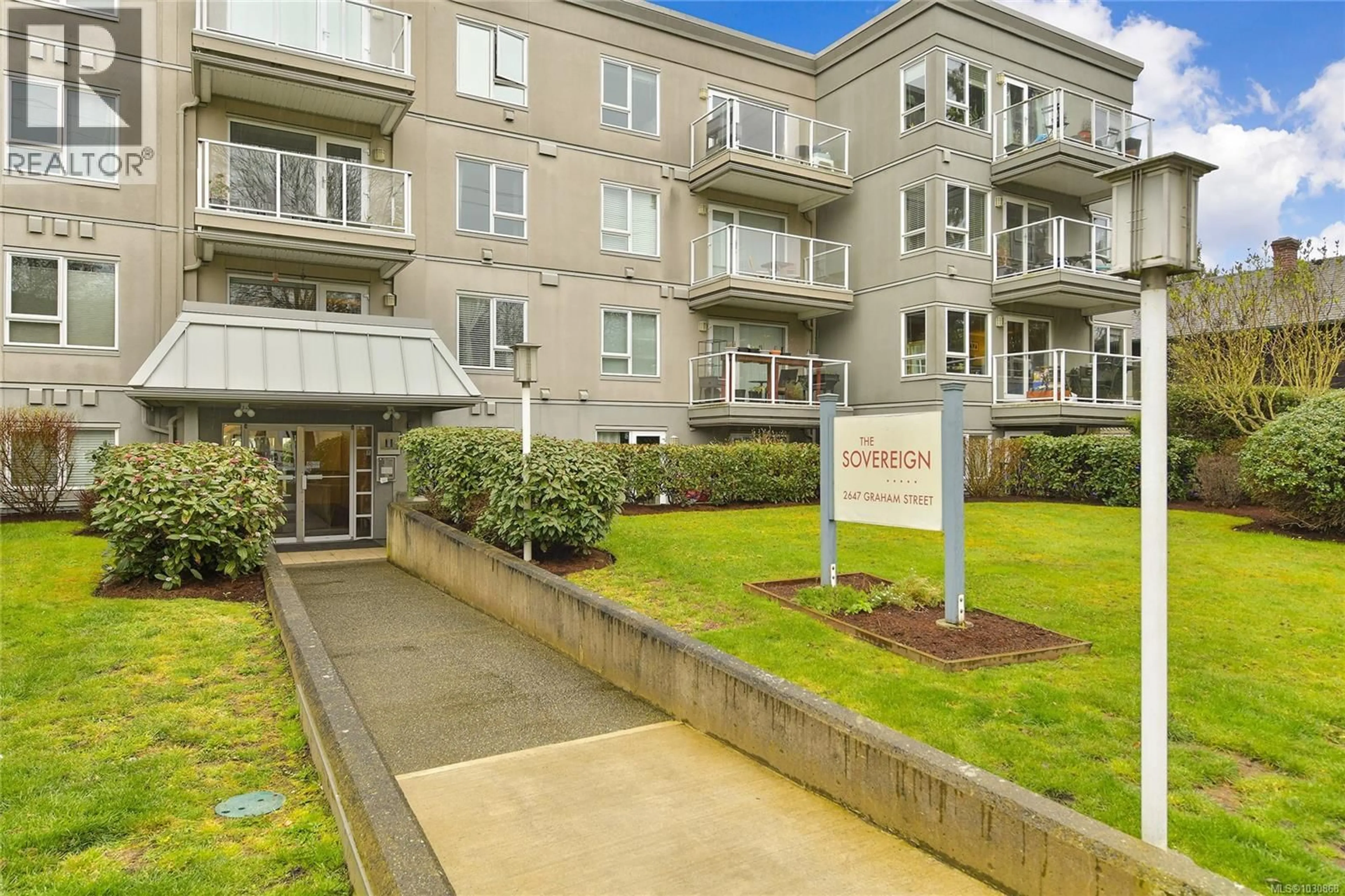 Unknown for 202 - 2647 GRAHAM STREET, Victoria British Columbia V8T3Y8