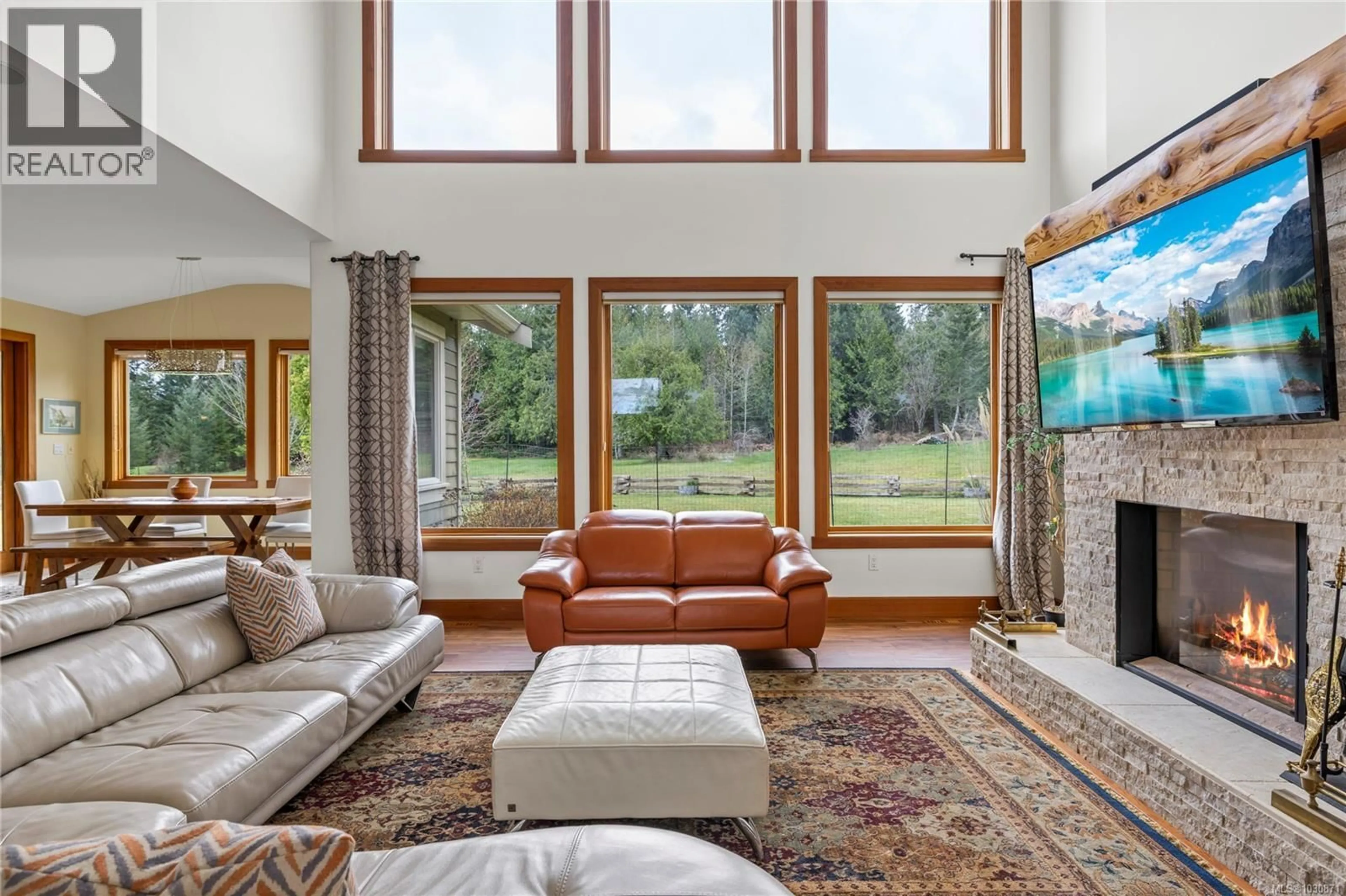 Living room with furniture, unknown for 1100 MATUKA DRIVE, Nanoose Bay British Columbia V9P9L3