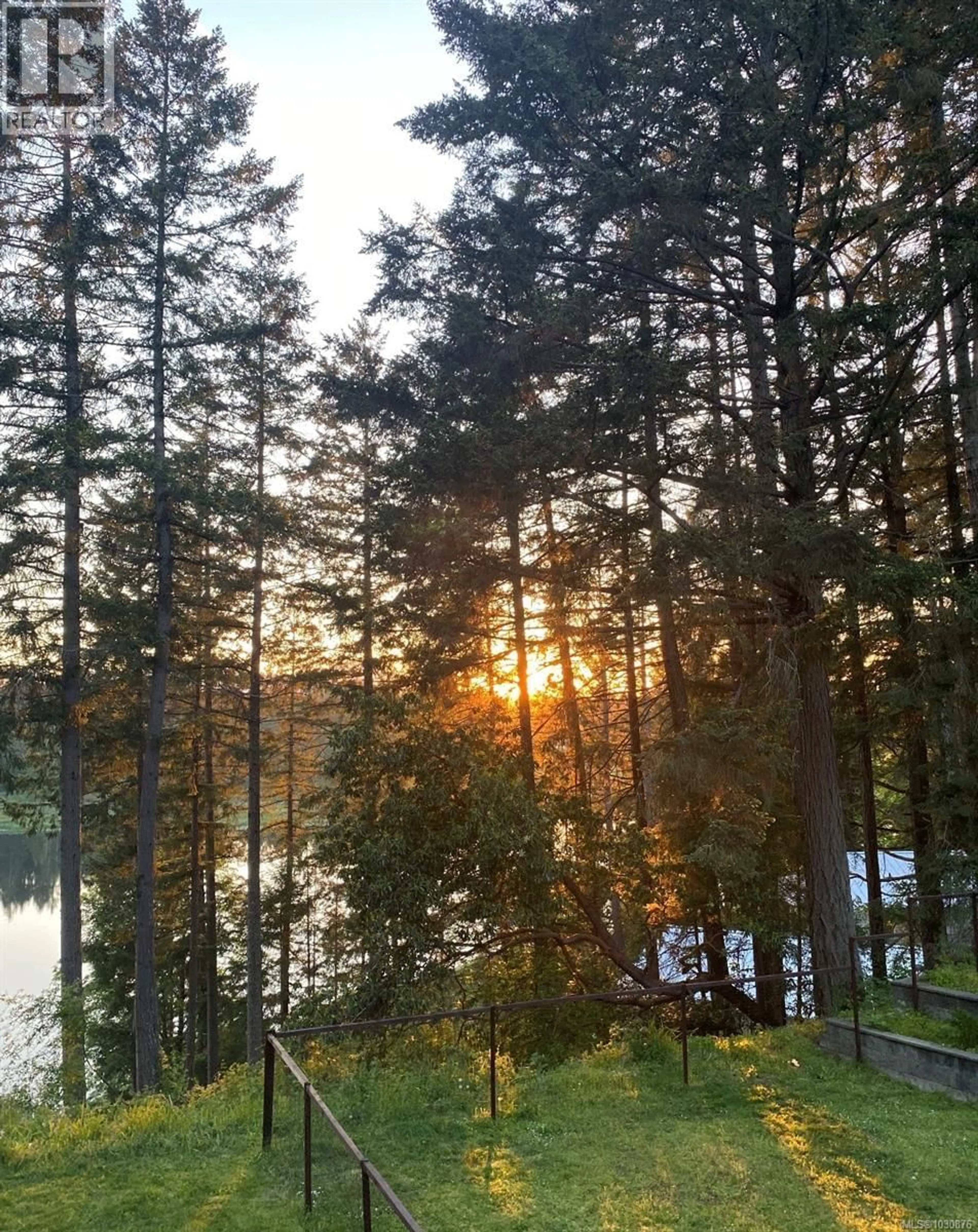 Blurry image for 2687 CHARLES ROAD, Nanaimo British Columbia V9X1N5