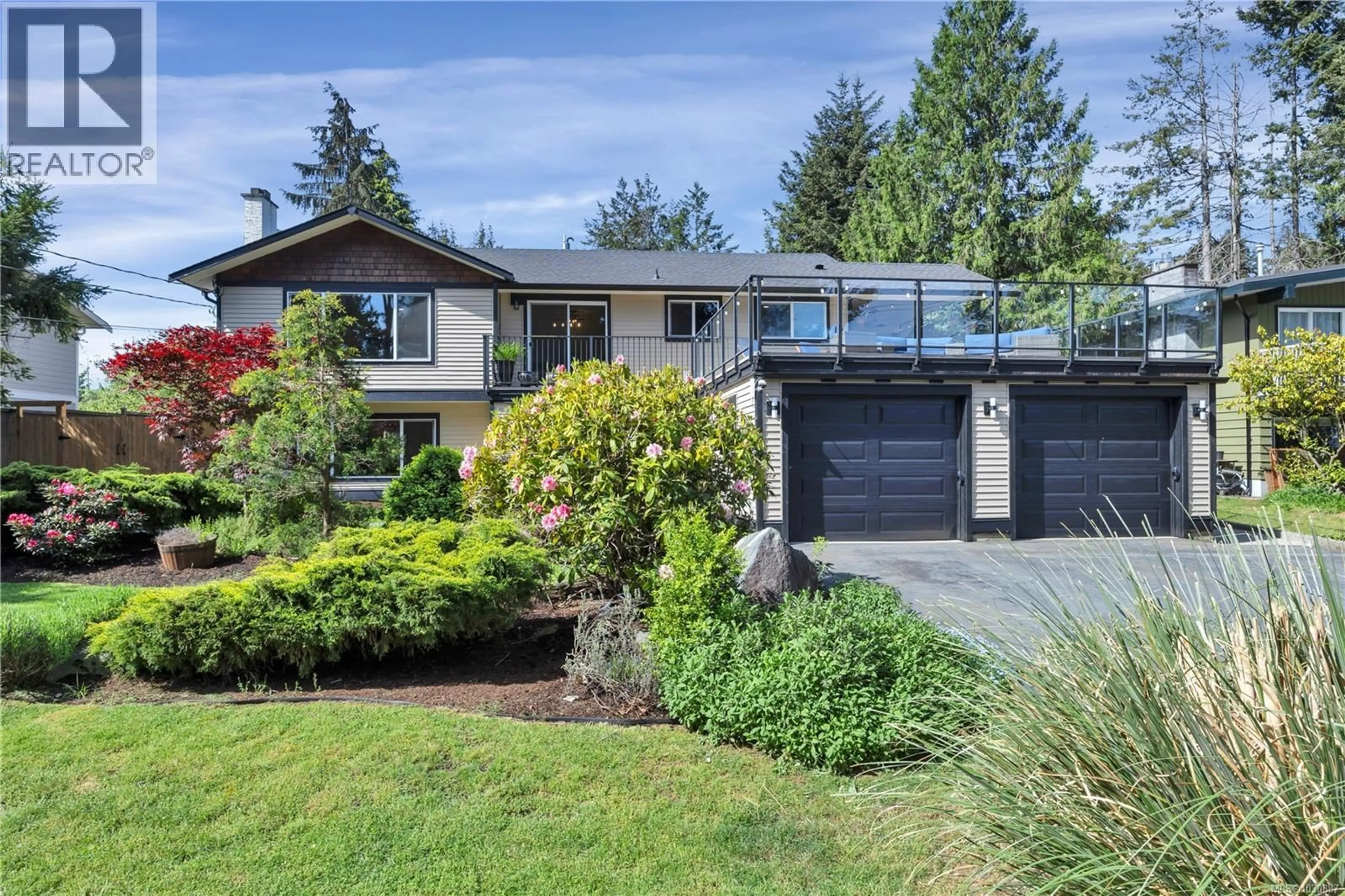 Home with vinyl exterior material, street for 3583 BONNIE DRIVE, Nanaimo British Columbia V9T3H7