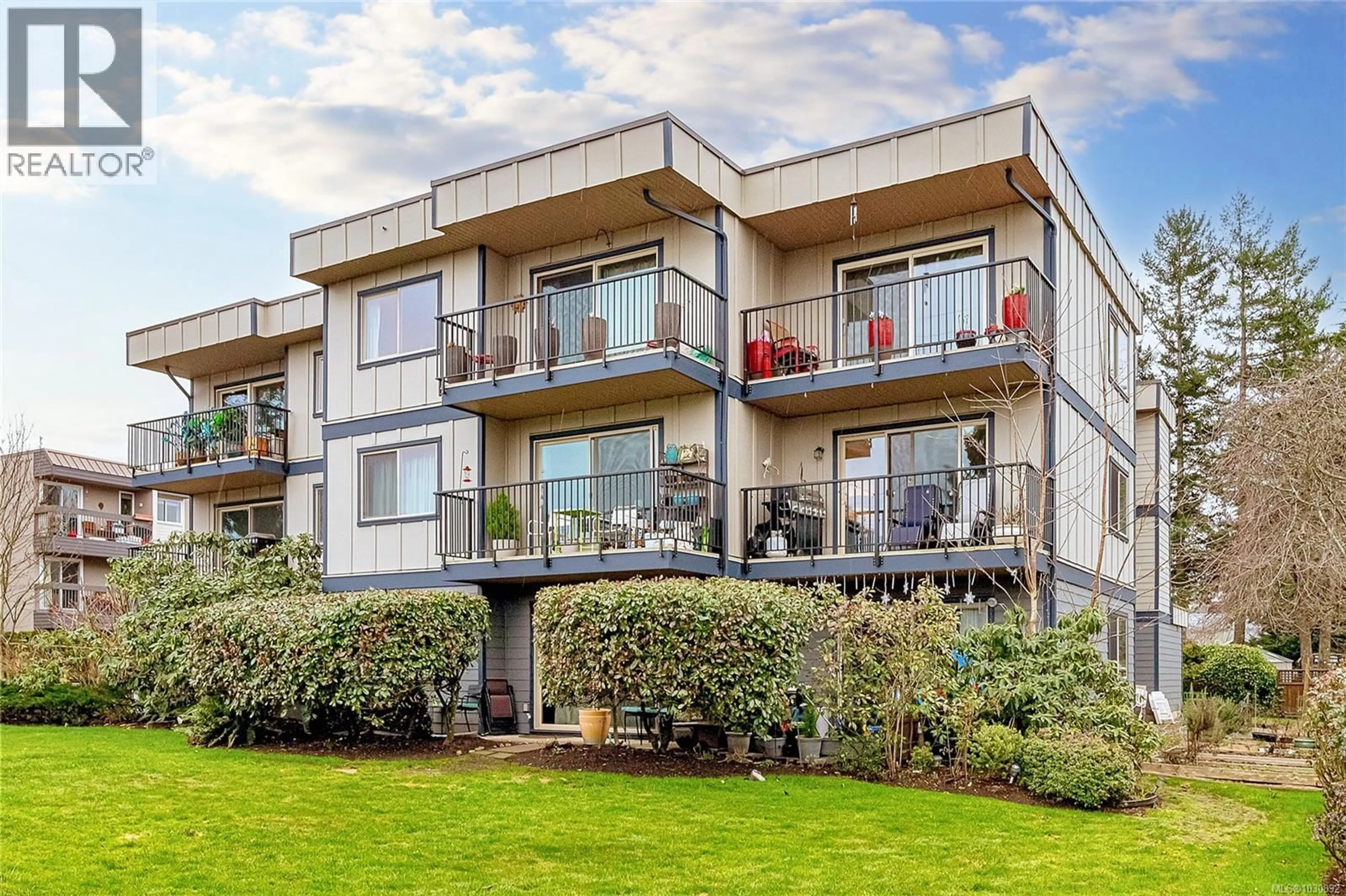 Unknown for 101 - 2427 AMHERST AVENUE, Sidney British Columbia V8L2H1