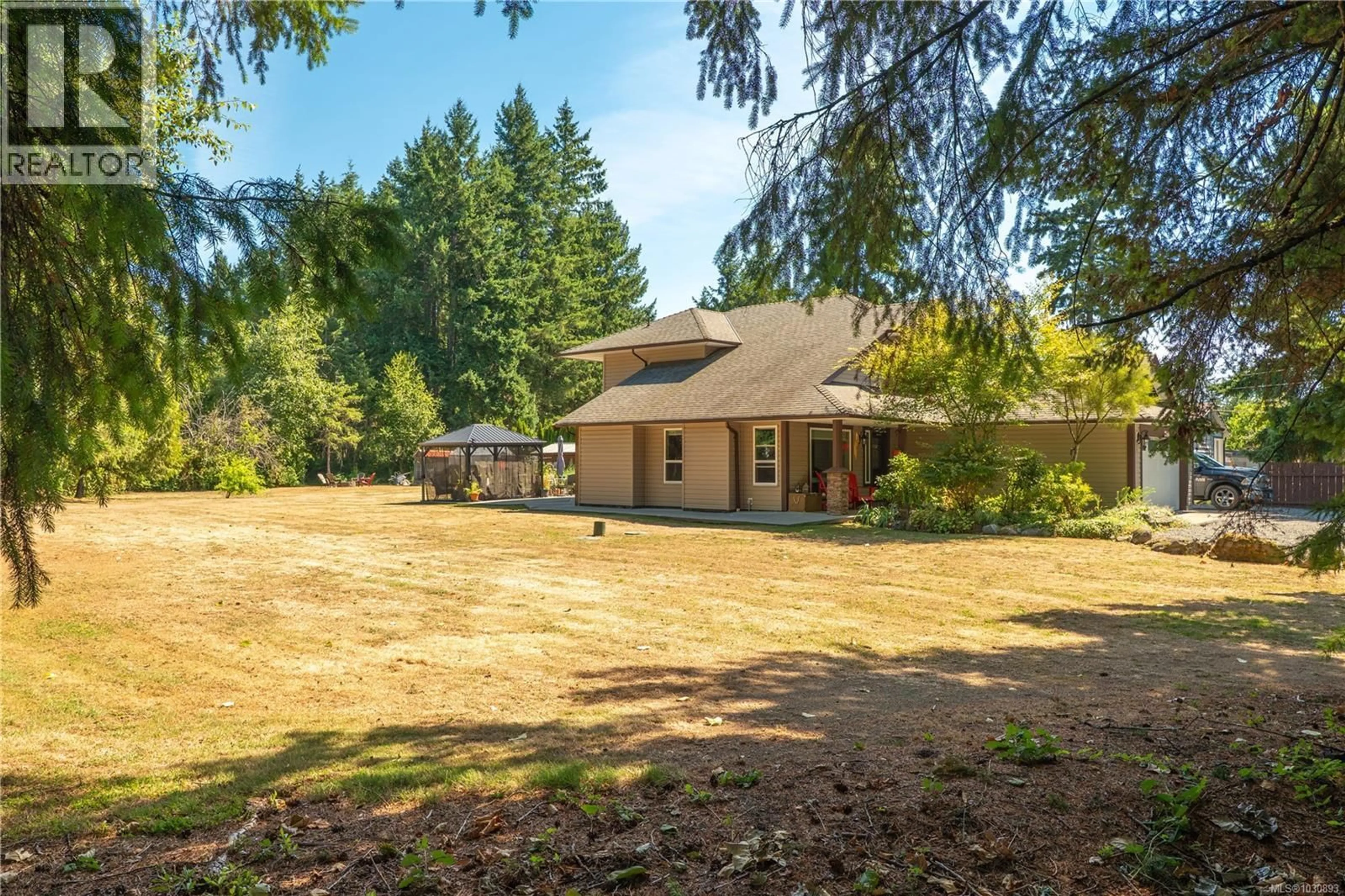 A pic from outside/outdoor area/front of a property/back of a property/a pic from drone, unknown for 2100 CEDAR ROAD, Nanaimo British Columbia V9X1J6