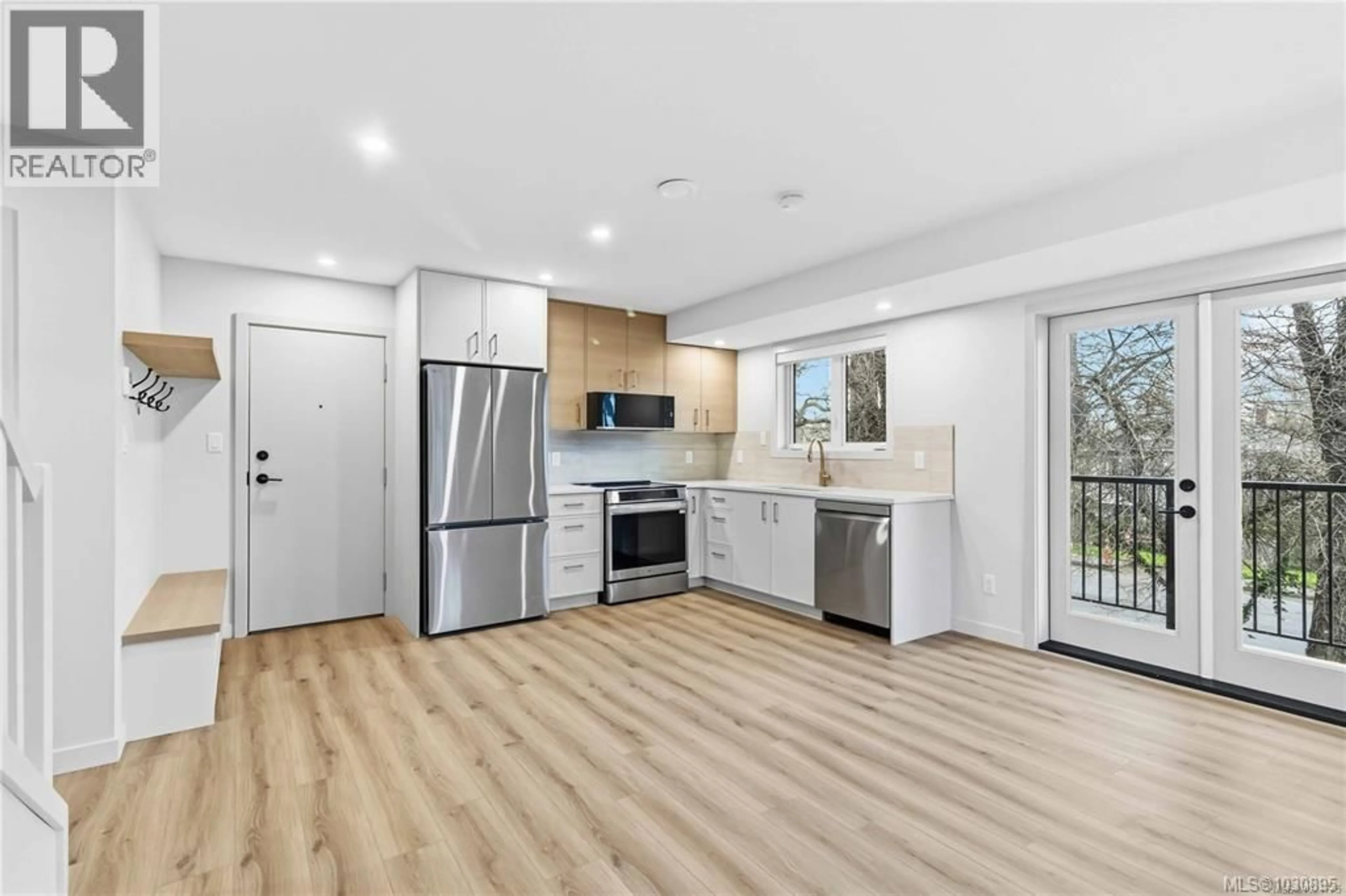 Open concept kitchen, unknown for 4 - 1789 EMERSON STREET, Victoria British Columbia V8R2C2