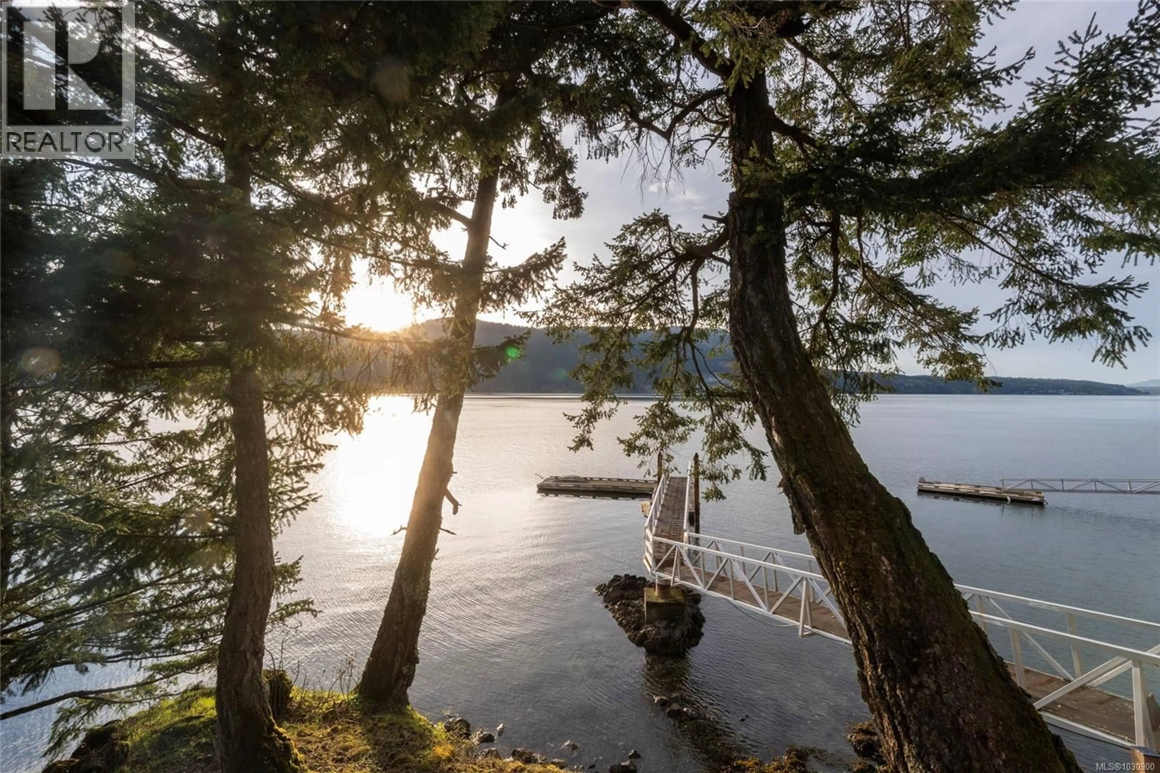 Patio, water/lake/river/ocean view for 6966 MARK LANE, Central Saanich British Columbia V9E2A1