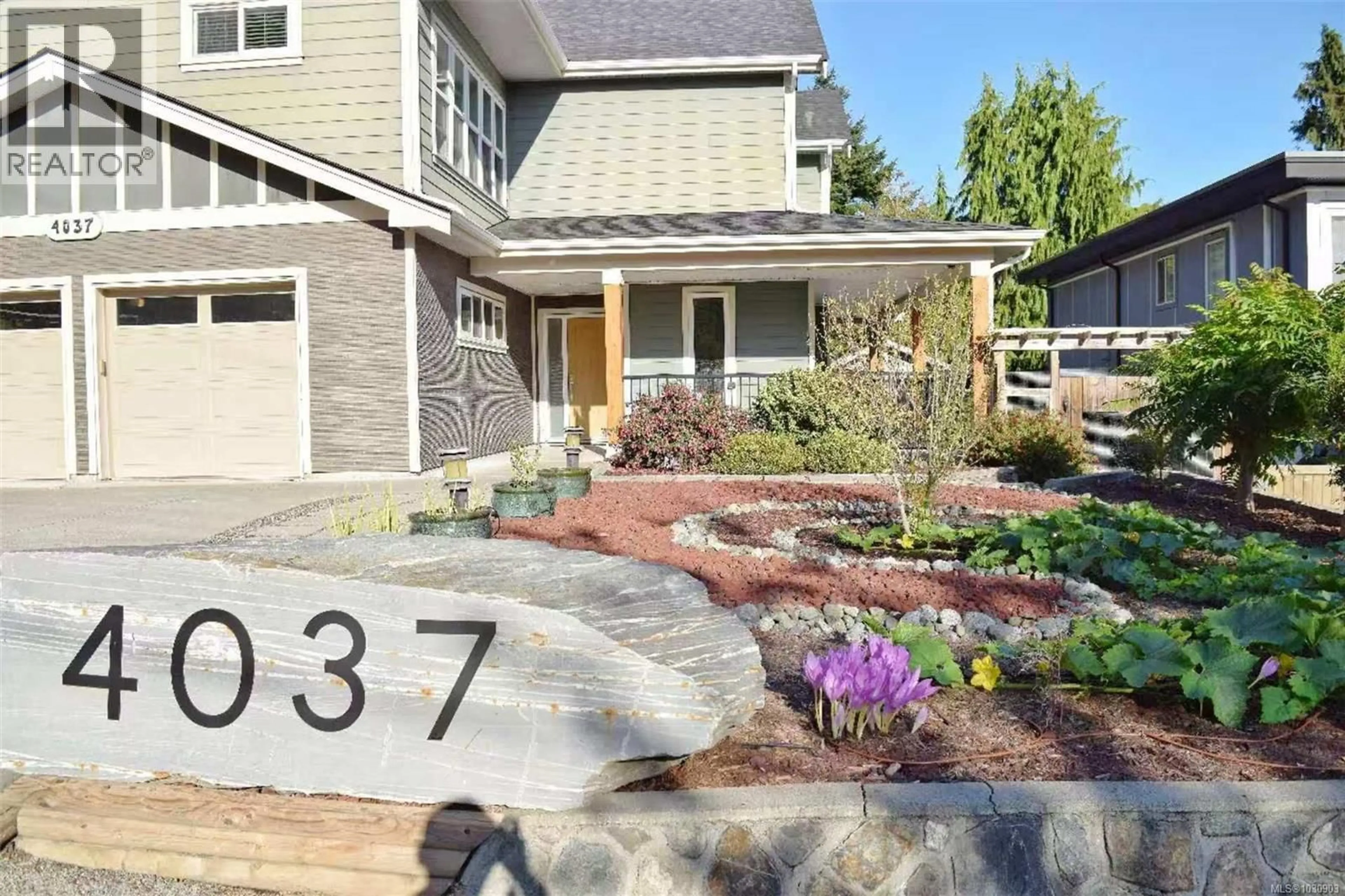 Home with brick exterior material, street for 4037 NELTHORPE STREET, Saanich British Columbia V8X2A2