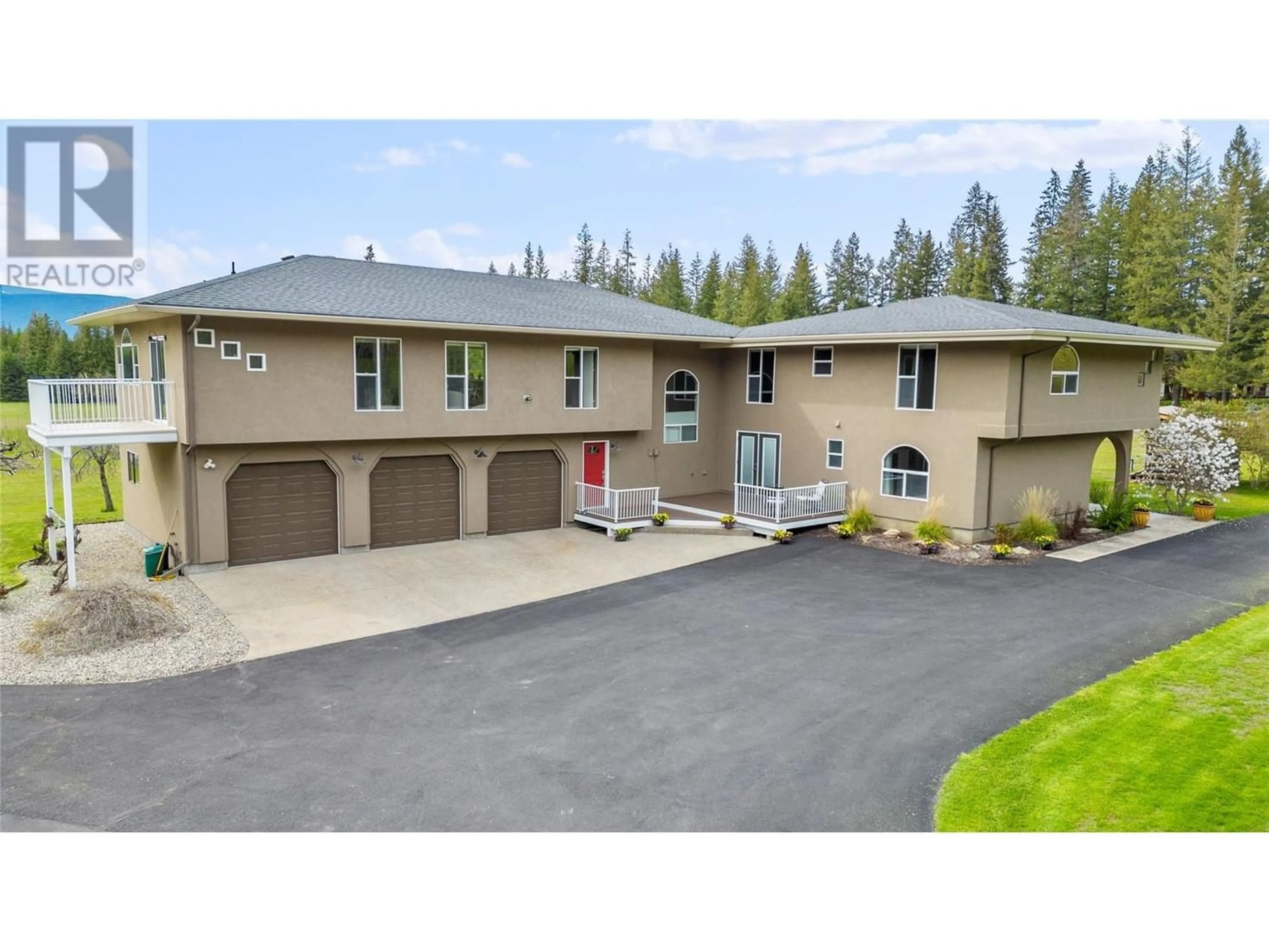 Frontside or backside of a home for 1851 70 Street SE, Salmon Arm British Columbia V1E1X4