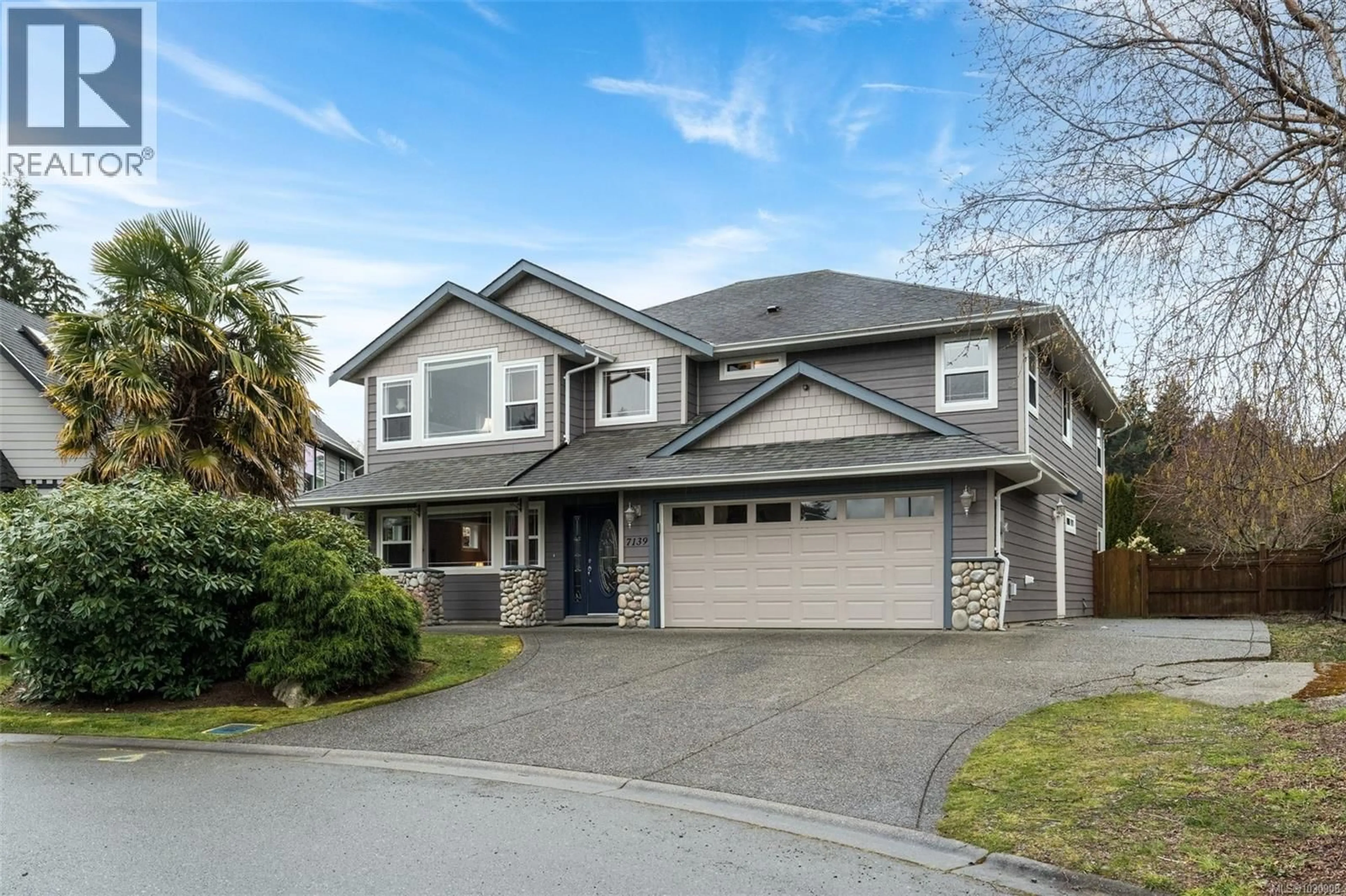 Home with vinyl exterior material, street for 7139 JACKSONS PLACE, Sooke British Columbia V9Z0T7