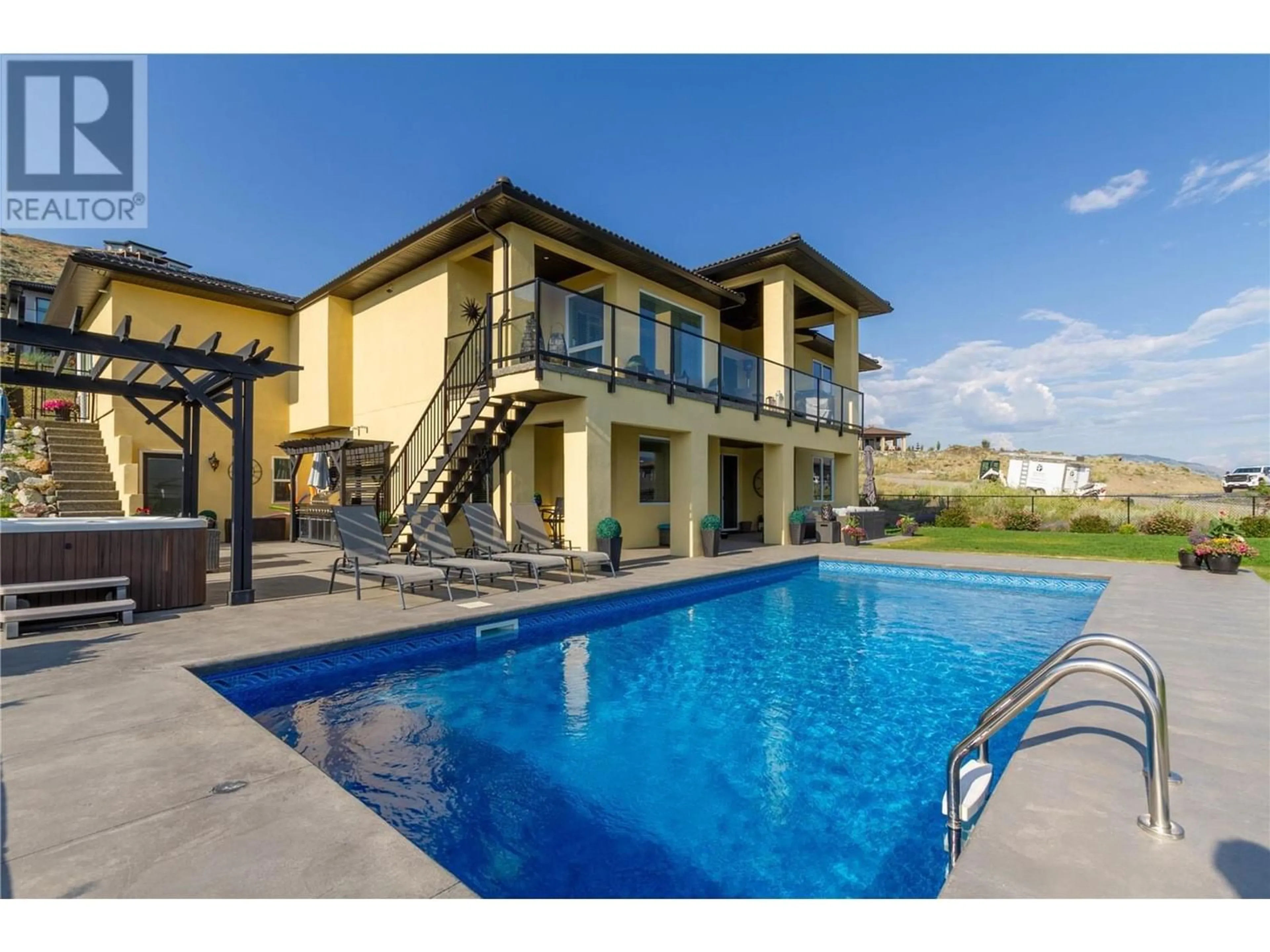 Indoor or outdoor pool for 304 Silversage Bluff Lane, Vernon British Columbia V1H2J7