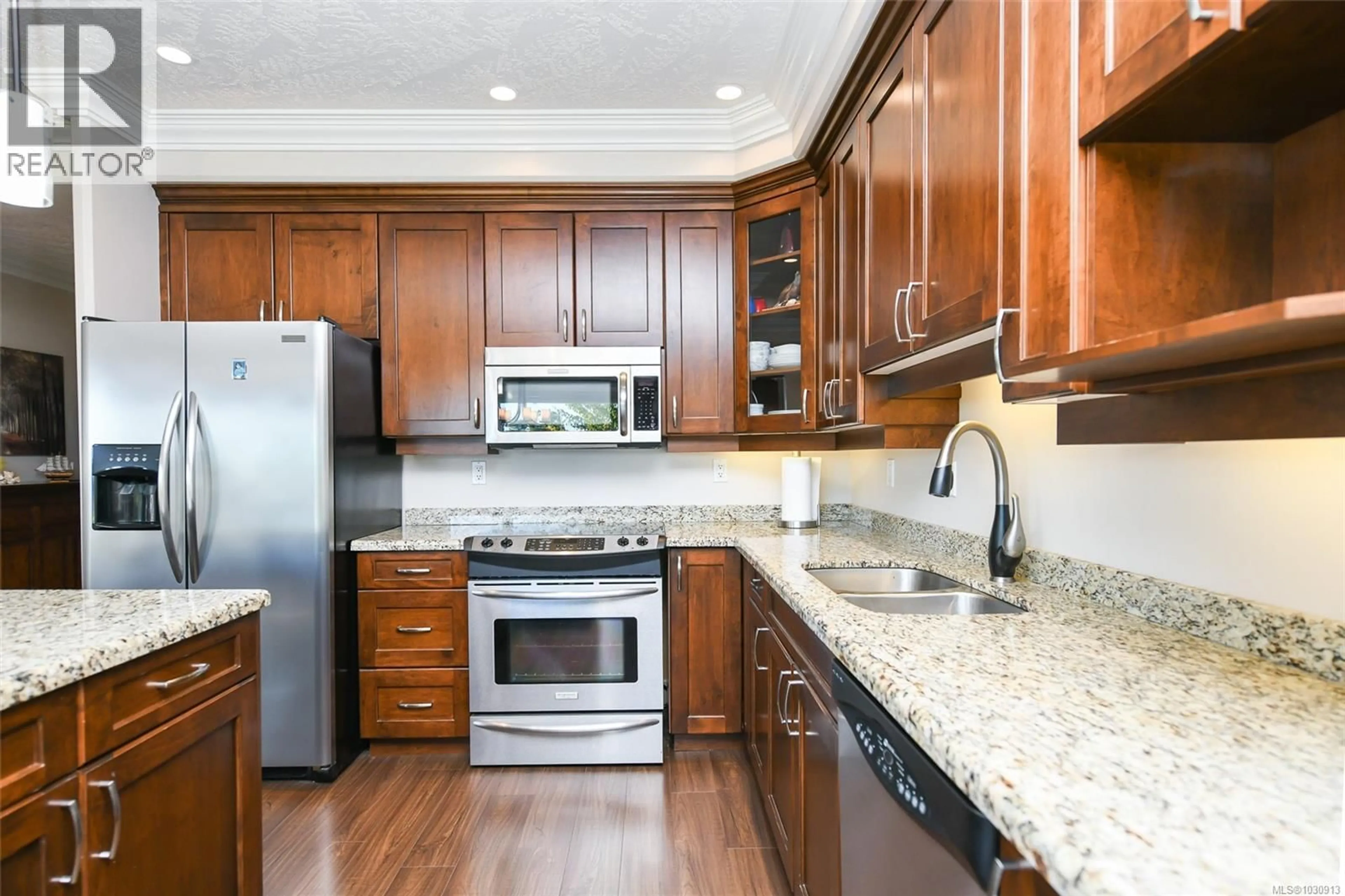 Open concept kitchen, unknown for 224 - 3666 ROYAL VISTA WAY, Courtenay British Columbia V9N9X8