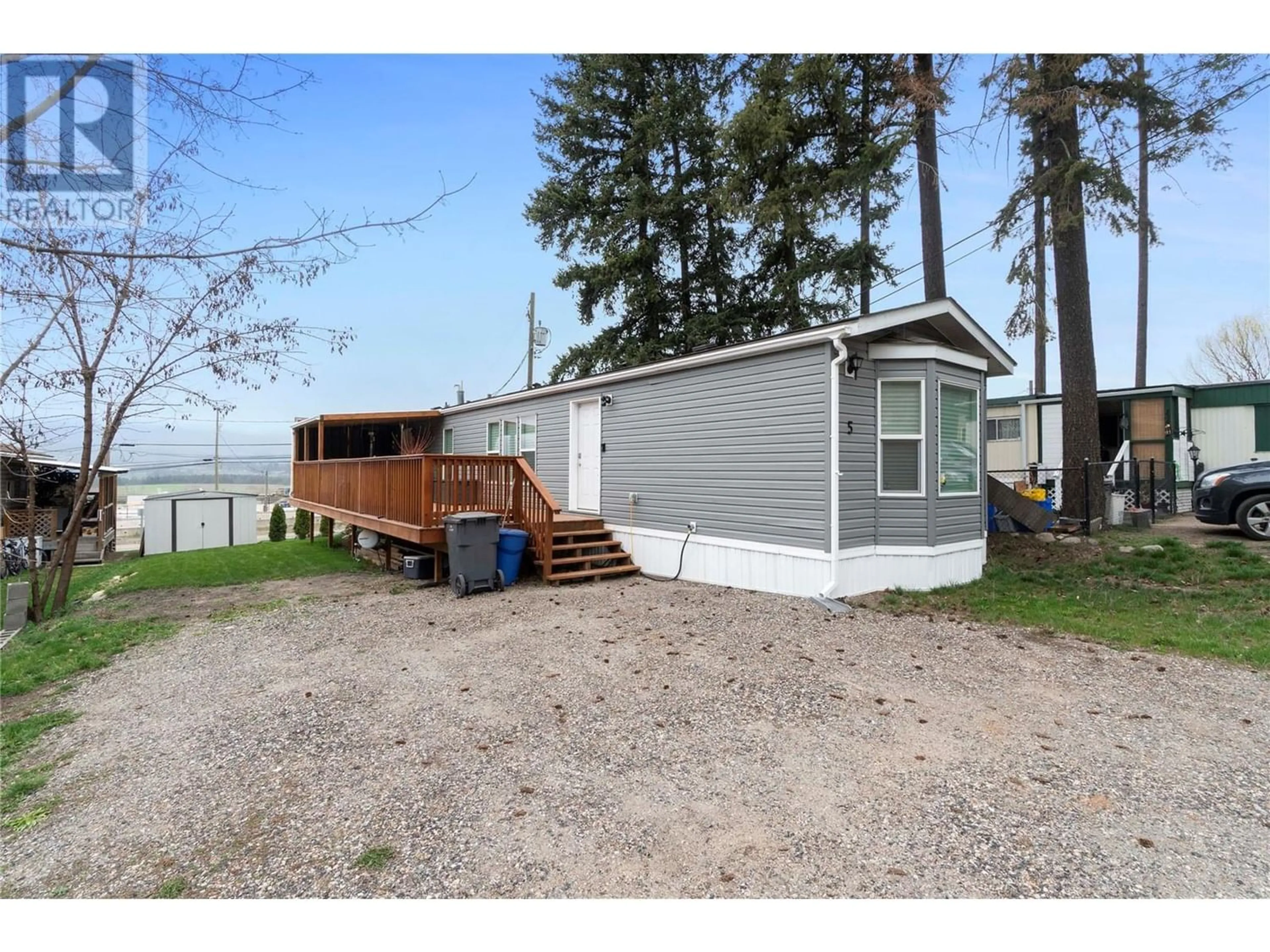 Cottage for 934 Hutley Road Unit# 5, Armstrong British Columbia V0E1B7