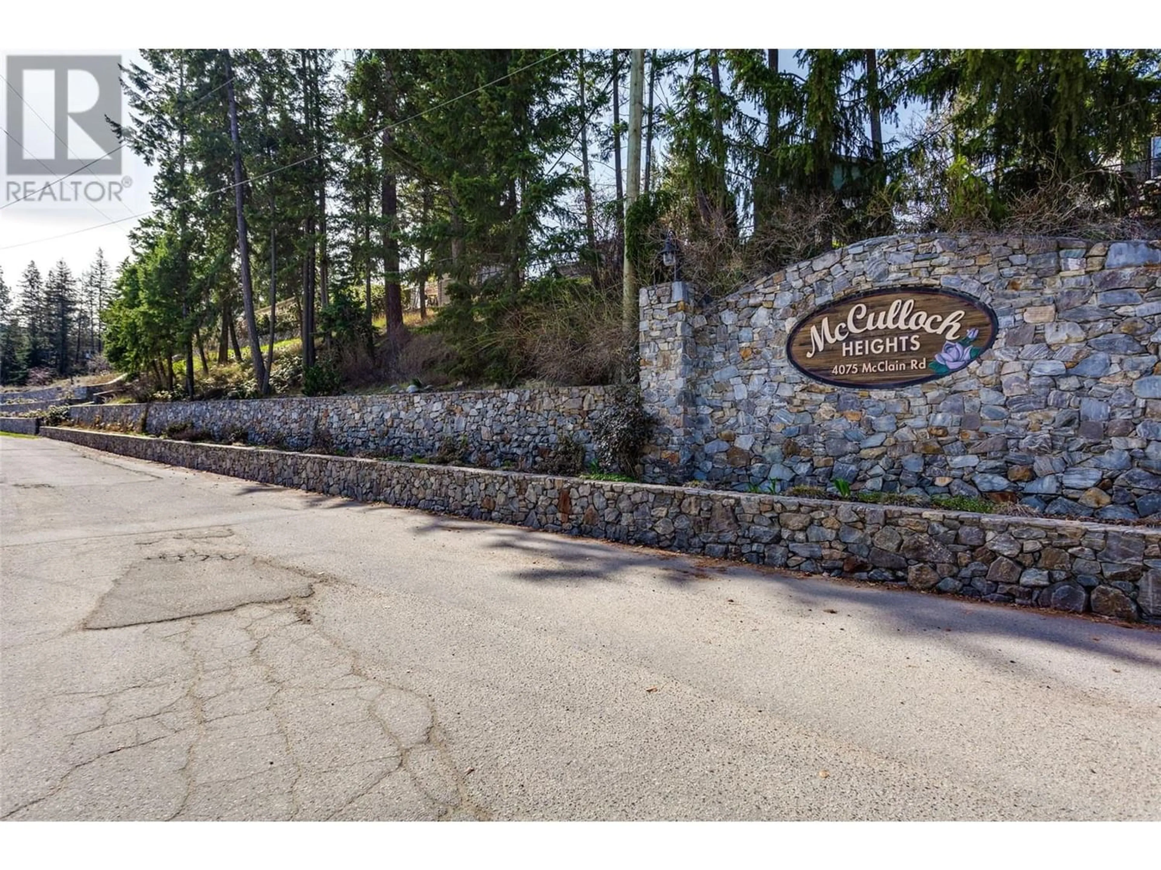 Lakeview for 4075 McClain Road Unit# 1A, Kelowna British Columbia V1W4R4