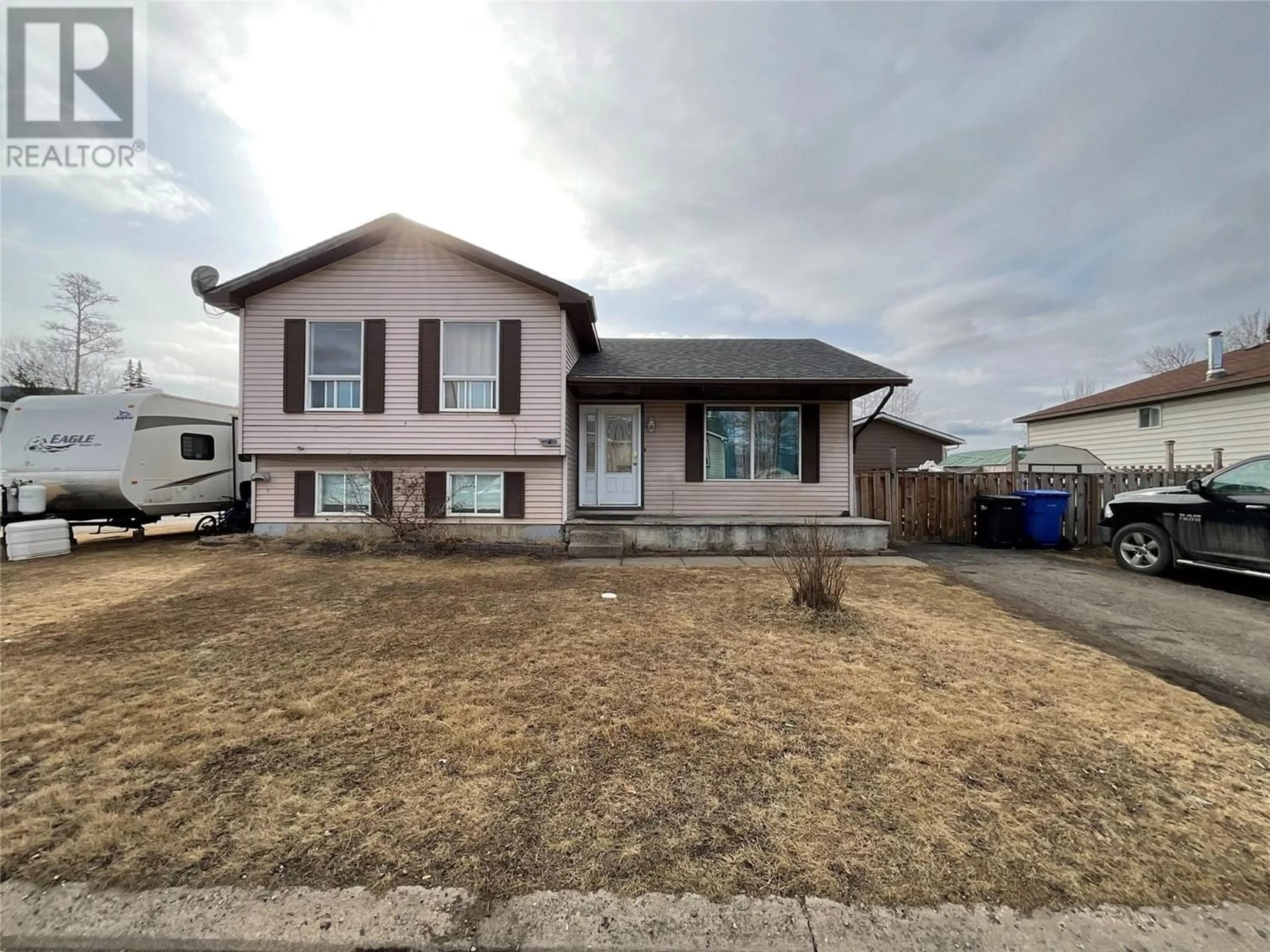 Frontside or backside of a home for 4 VALLEYVIEW Place, Tumbler Ridge British Columbia V0C2W0