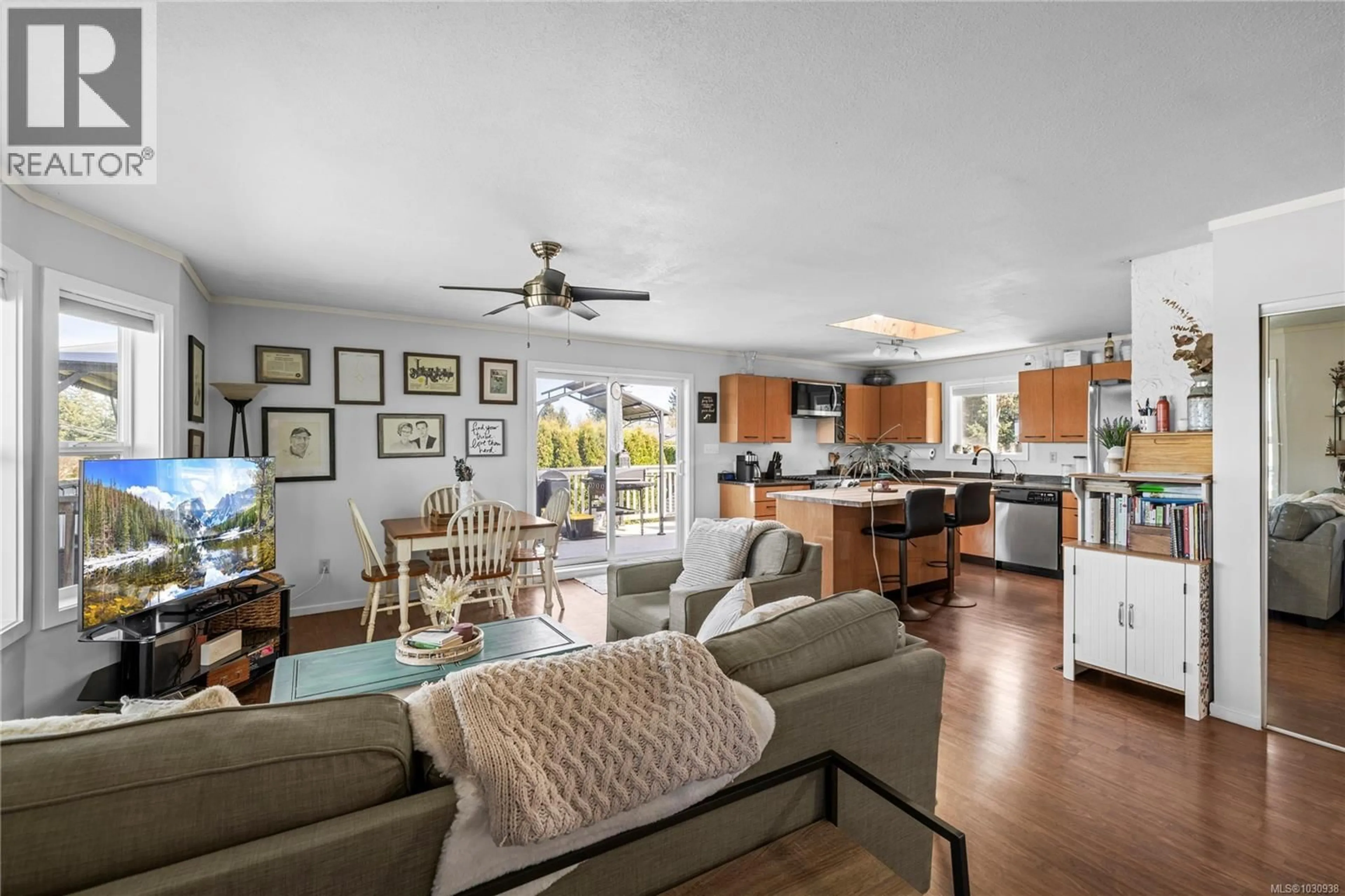 Open concept kitchen, unknown for 769 MALONE ROAD, Ladysmith British Columbia V9G1N1