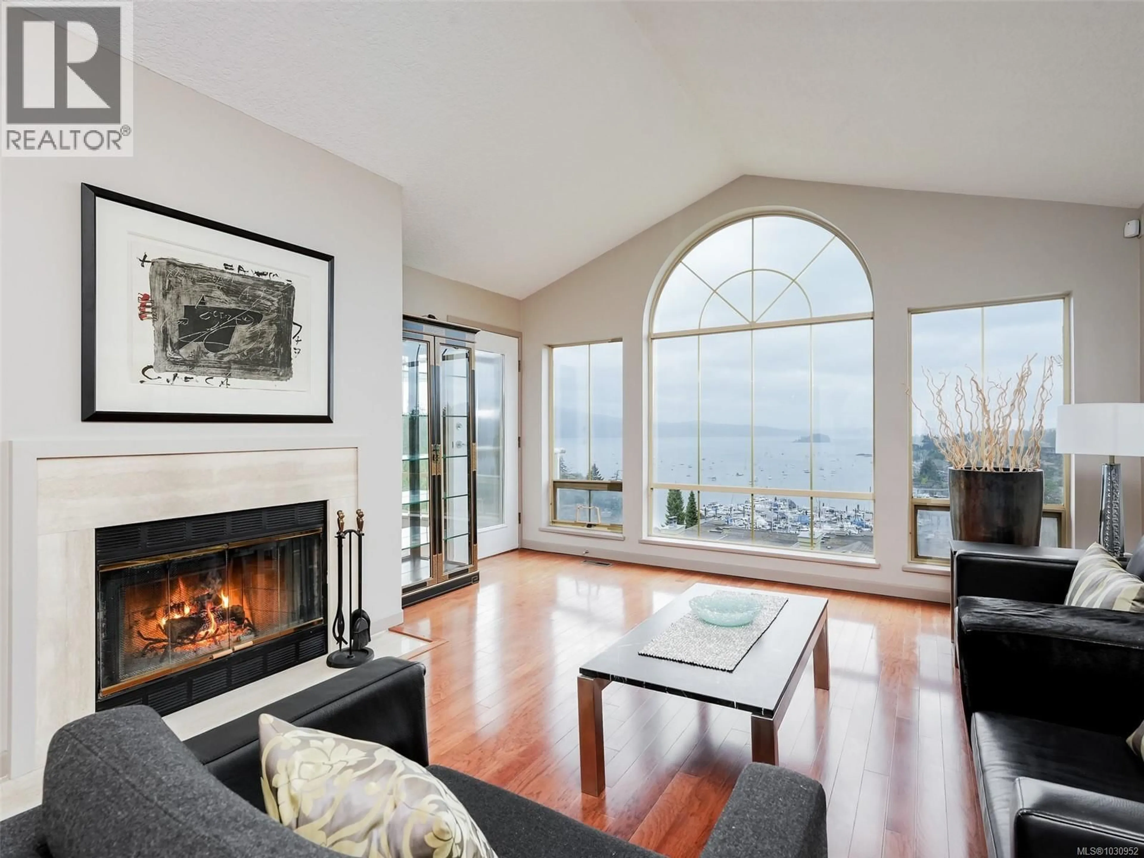 Living room with furniture, unknown for 104 - 6880 WALLACE DRIVE, Central Saanich British Columbia V0S1A0