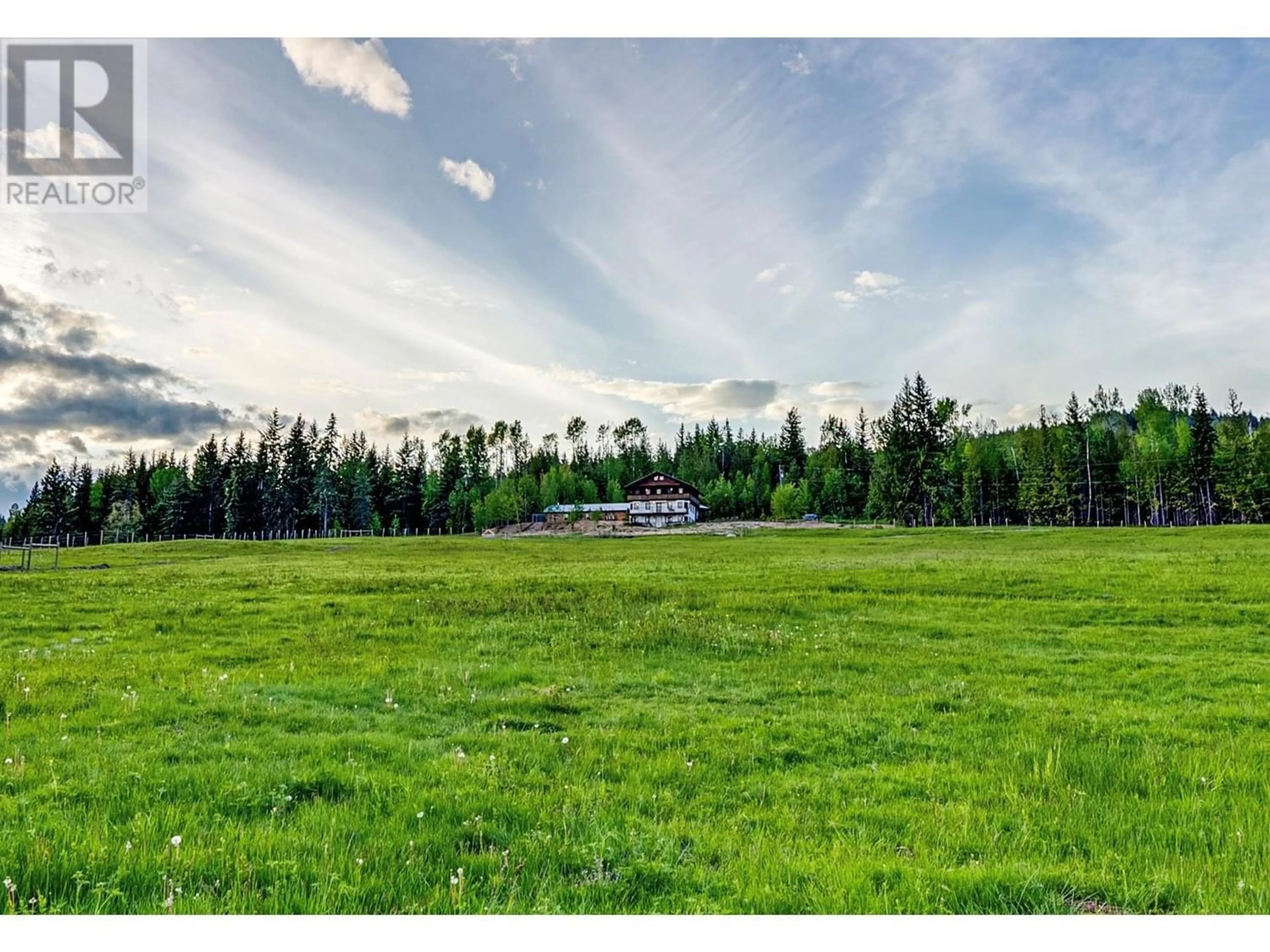 Fenced yard for 100 Lidstone Road, Grindrod British Columbia V1E4P9