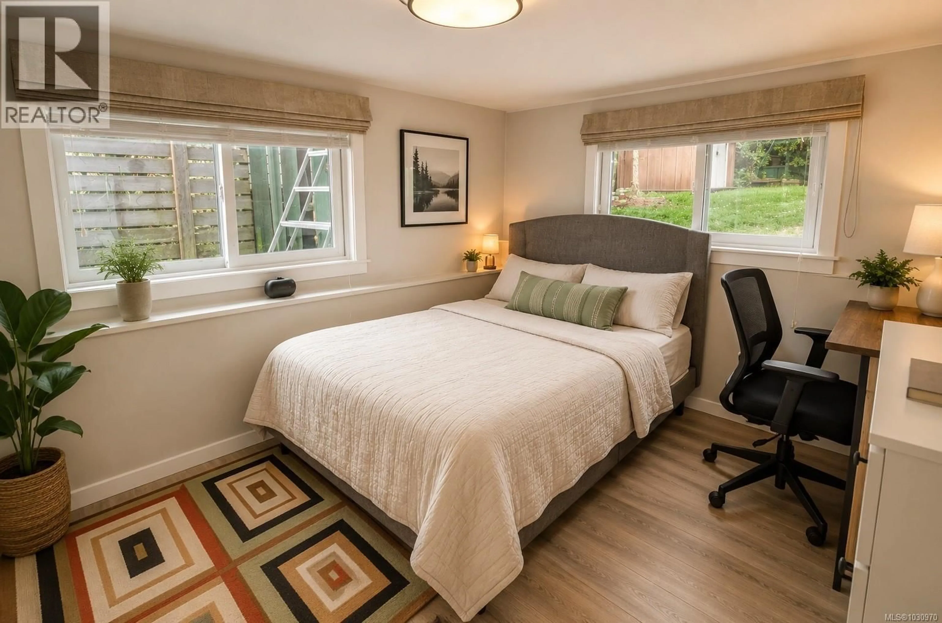Bedroom with bed, unknown for 1044 WOLLASTON STREET, Esquimalt British Columbia V9A5B4