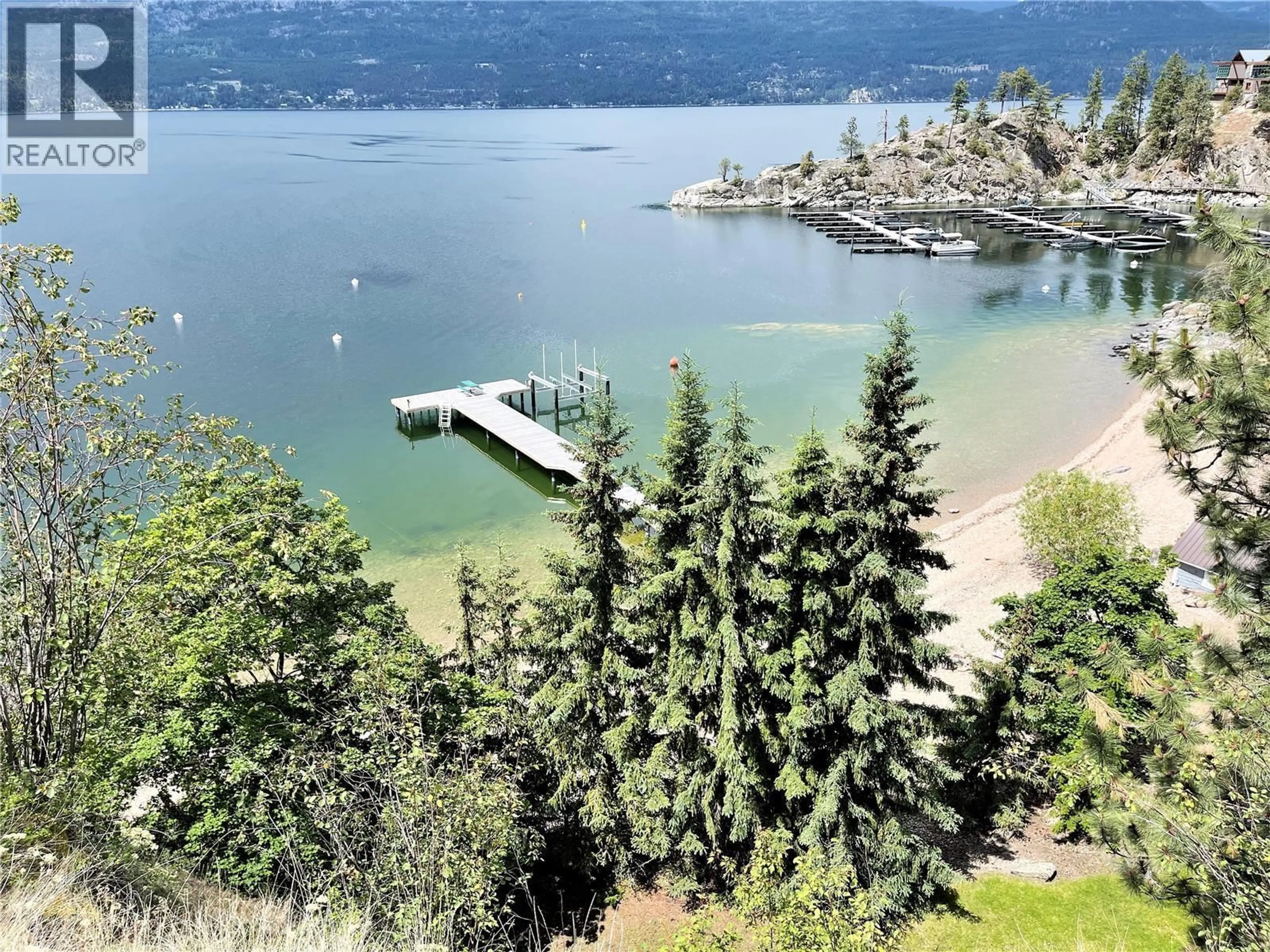 A pic from outside/outdoor area/front of a property/back of a property/a pic from drone, water/lake/river/ocean view for 110 RUSSELL ROAD, Vernon British Columbia V1H1L2