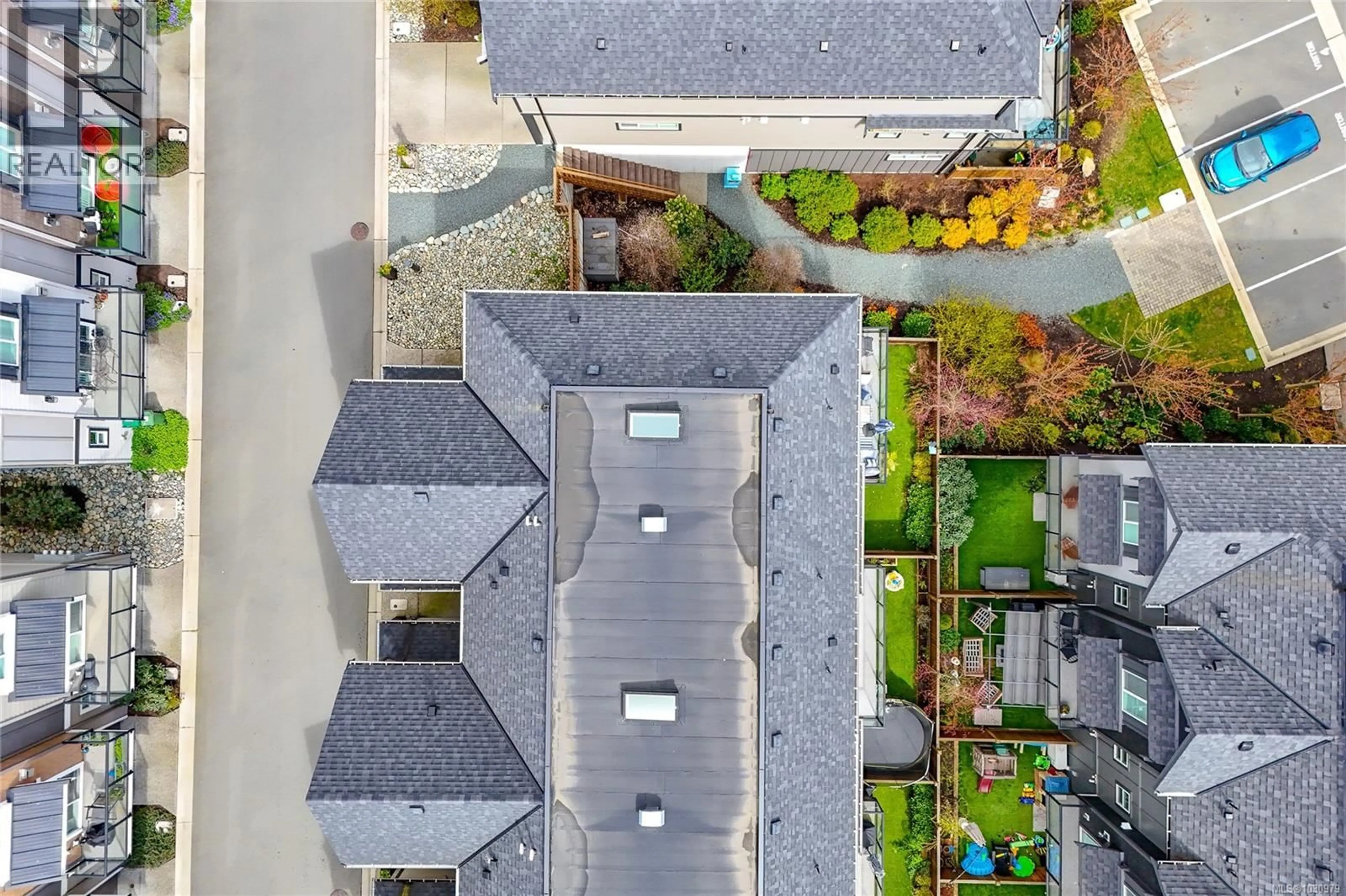 A pic from outside/outdoor area/front of a property/back of a property/a pic from drone, street for 1212 MOONSTONE LOOP, Langford British Columbia V9B0Y6