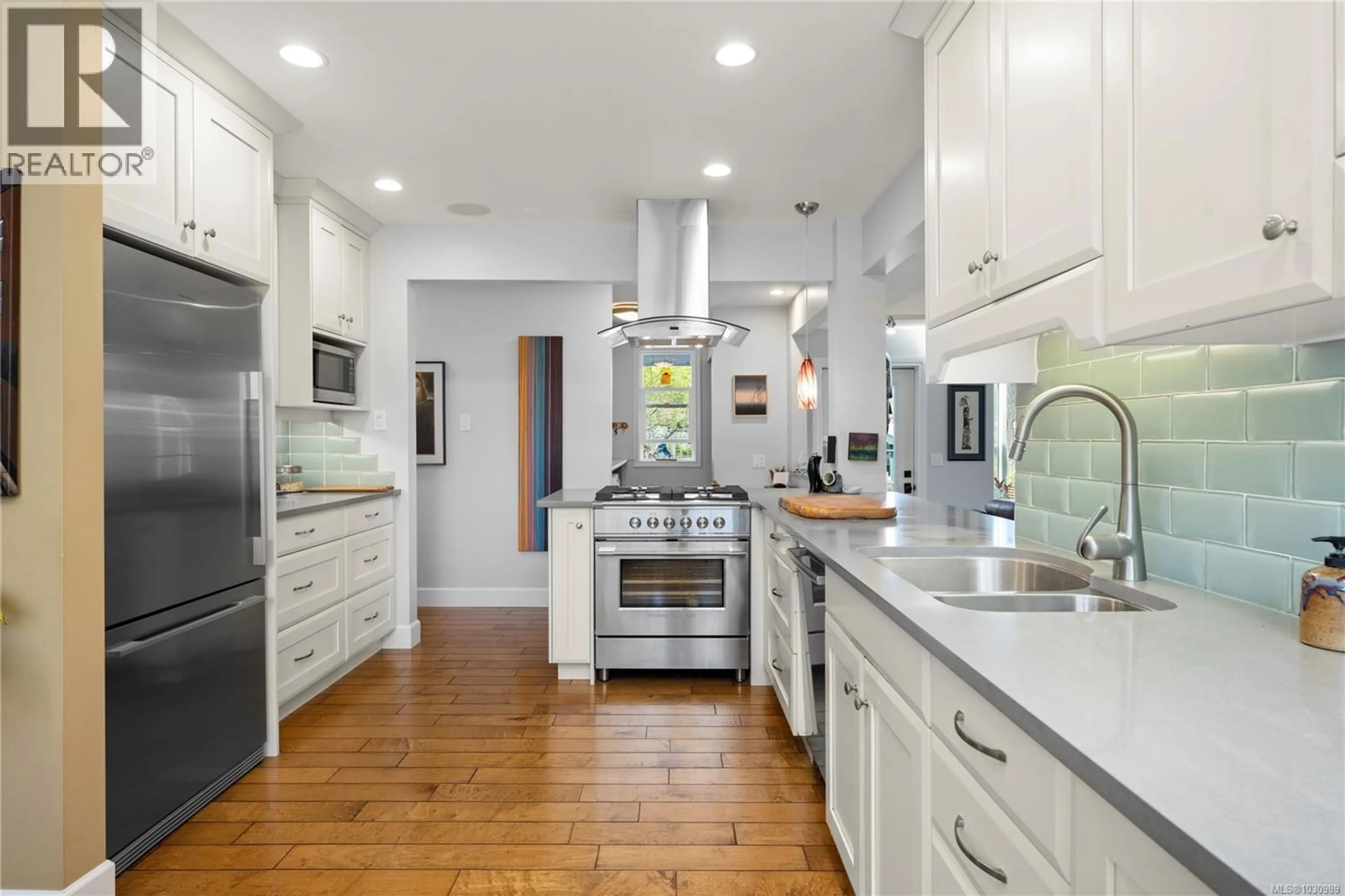 Contemporary kitchen, ceramic/tile floor for 703 HEMSWORTH ROAD, Qualicum Beach British Columbia V9K1M2