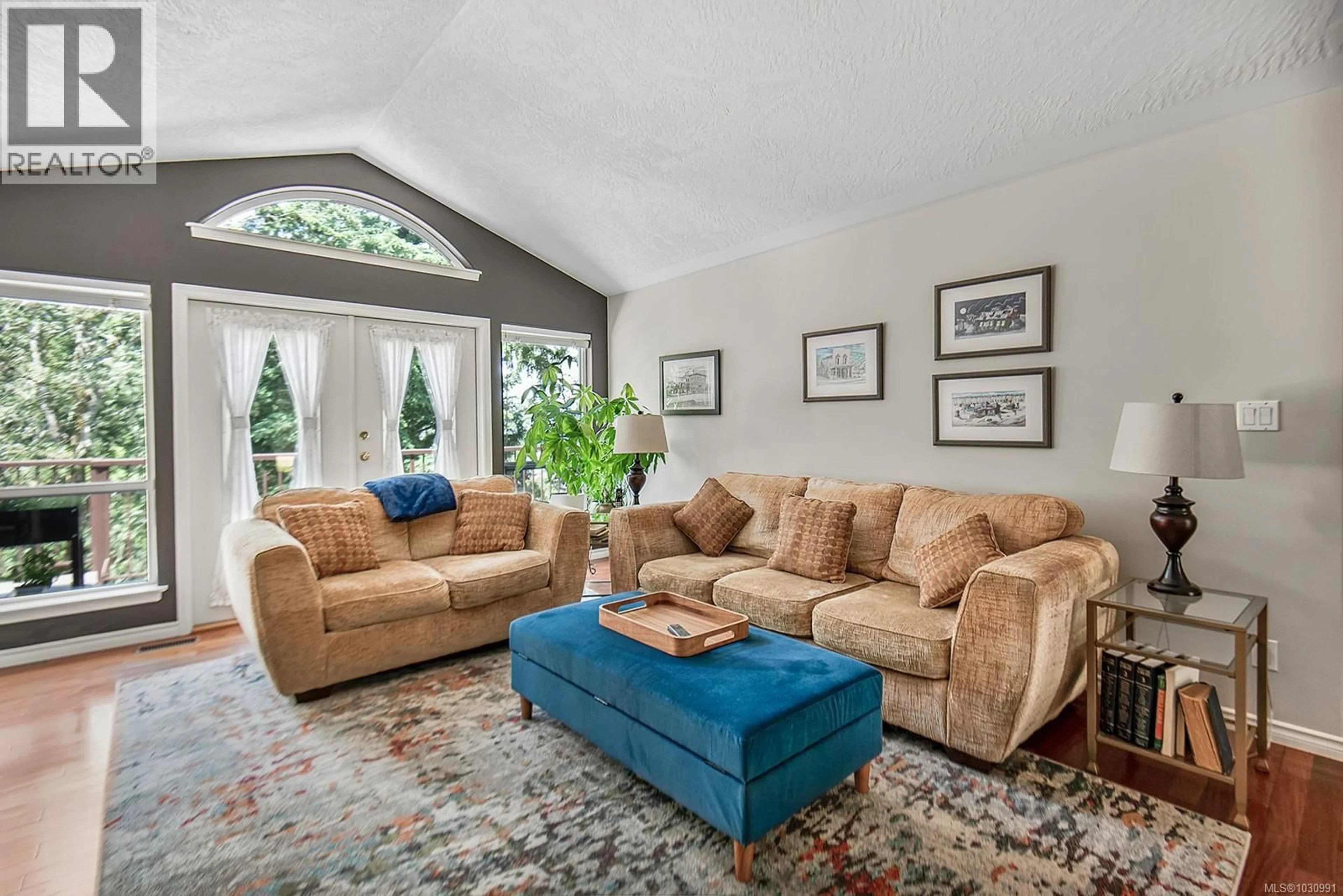 Living room with furniture, unknown for 1141 KATHLEEN DRIVE, Duncan British Columbia V9L5S4