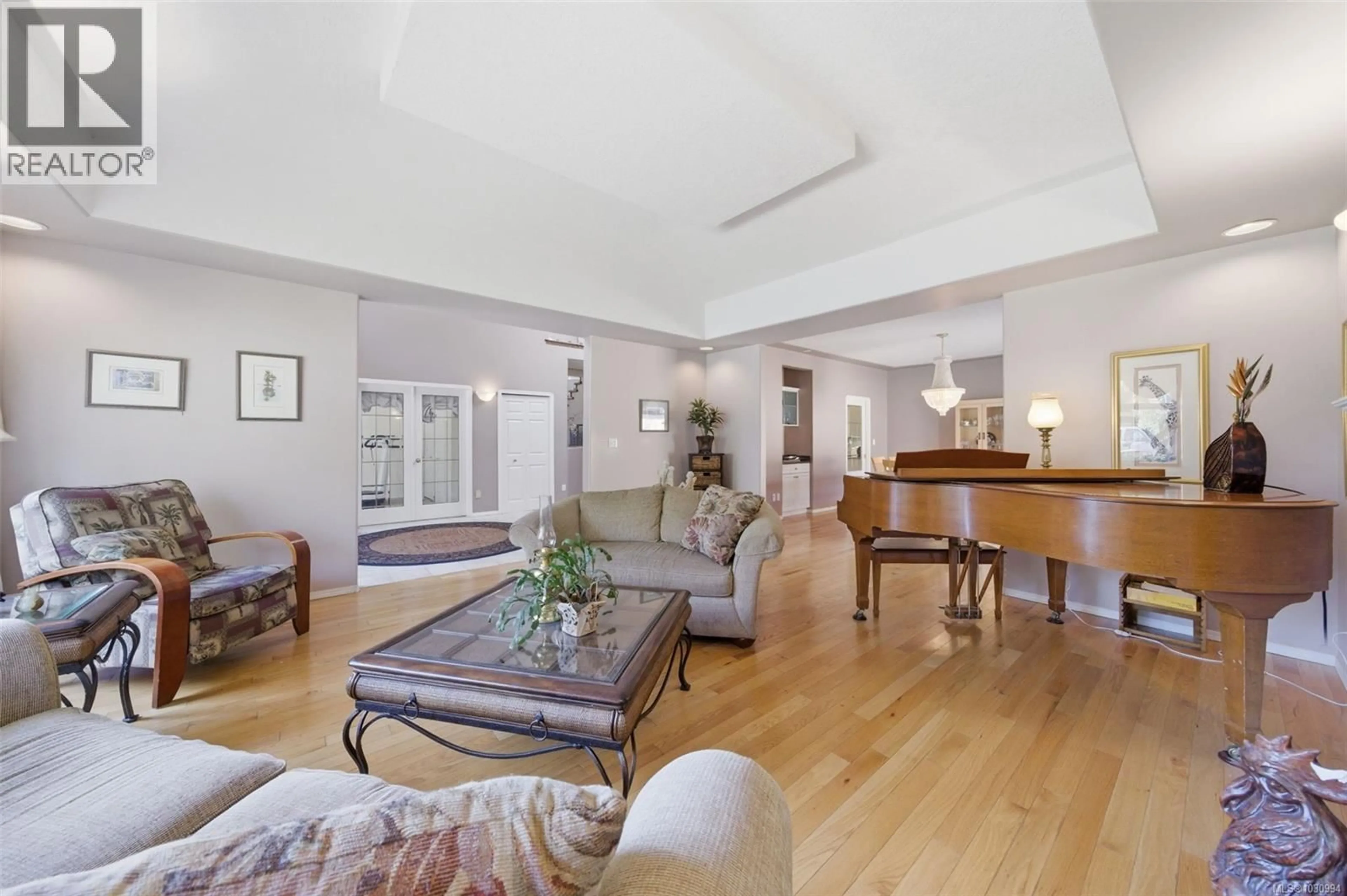 Living room with furniture, unknown for 1032 VALEWOOD TRAIL, Saanich British Columbia V8X5G7