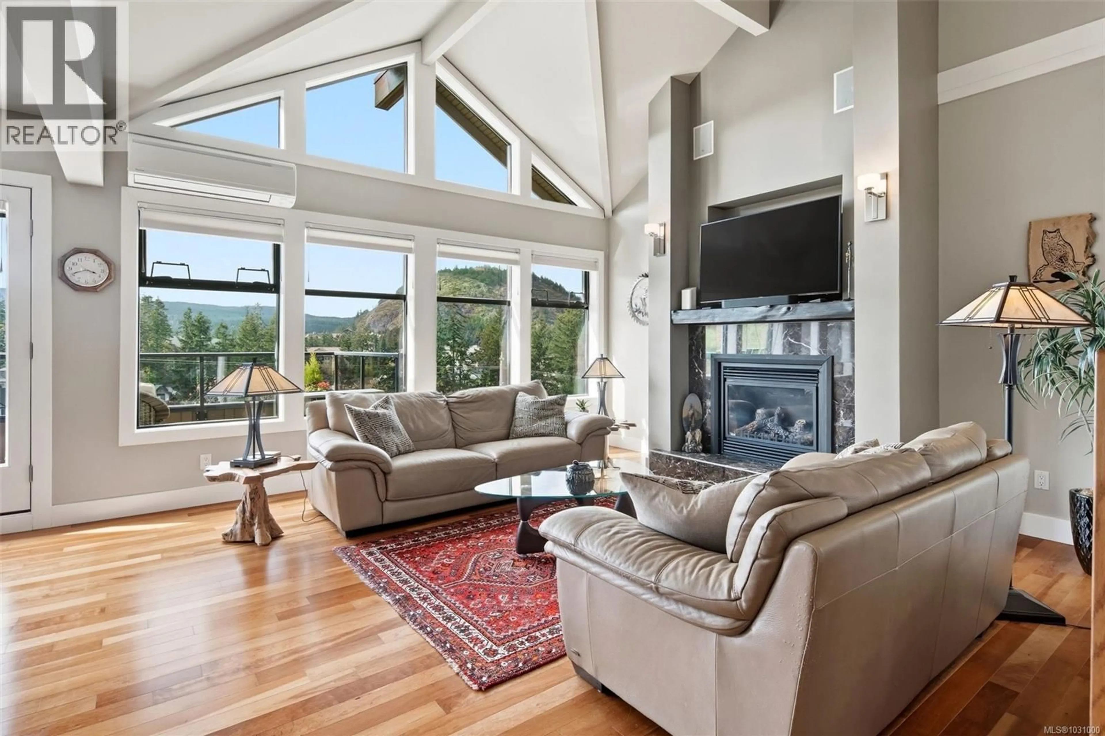 Living room with furniture, unknown for 104 - 1244 MUIRFIELD PLACE, Langford British Columbia V9B6T3