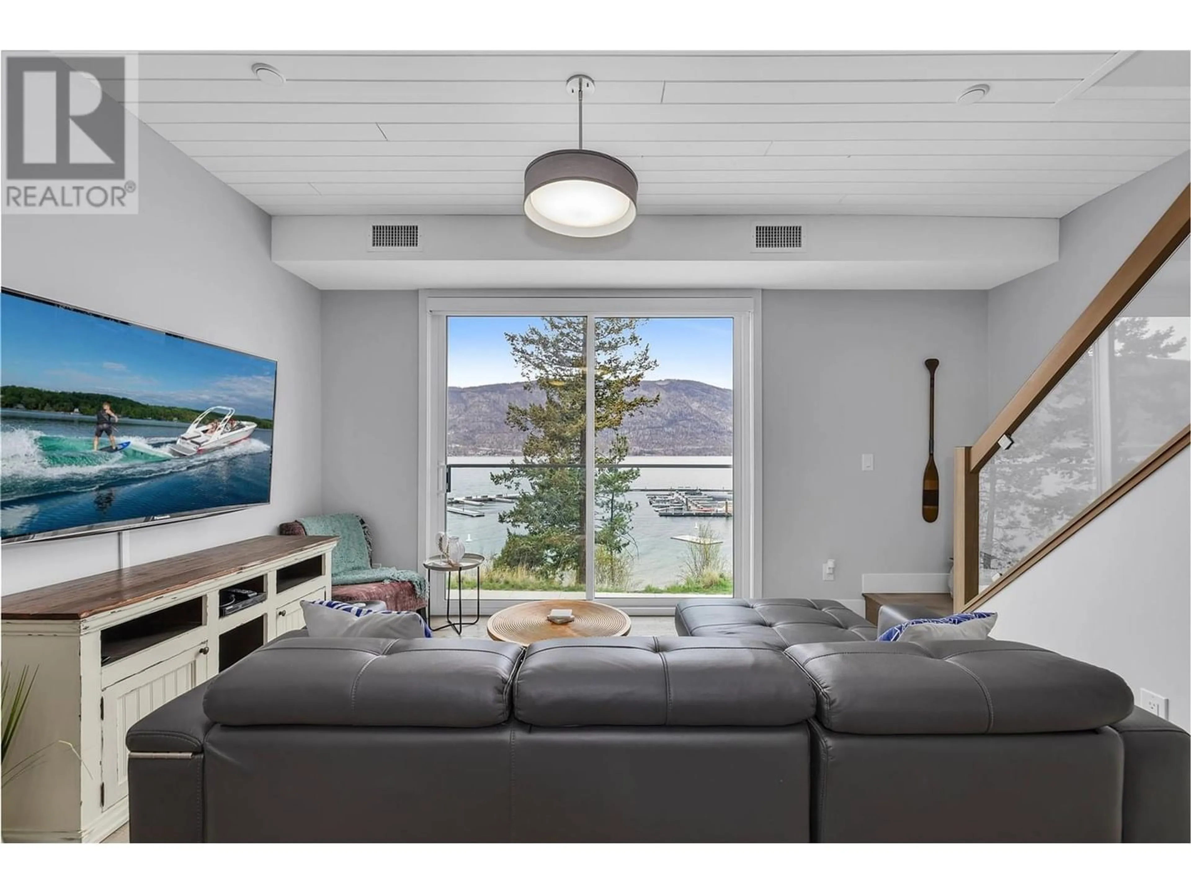 Living room for 3398 McKinley Beach Lane Unit# 202, Kelowna British Columbia V1V0C5