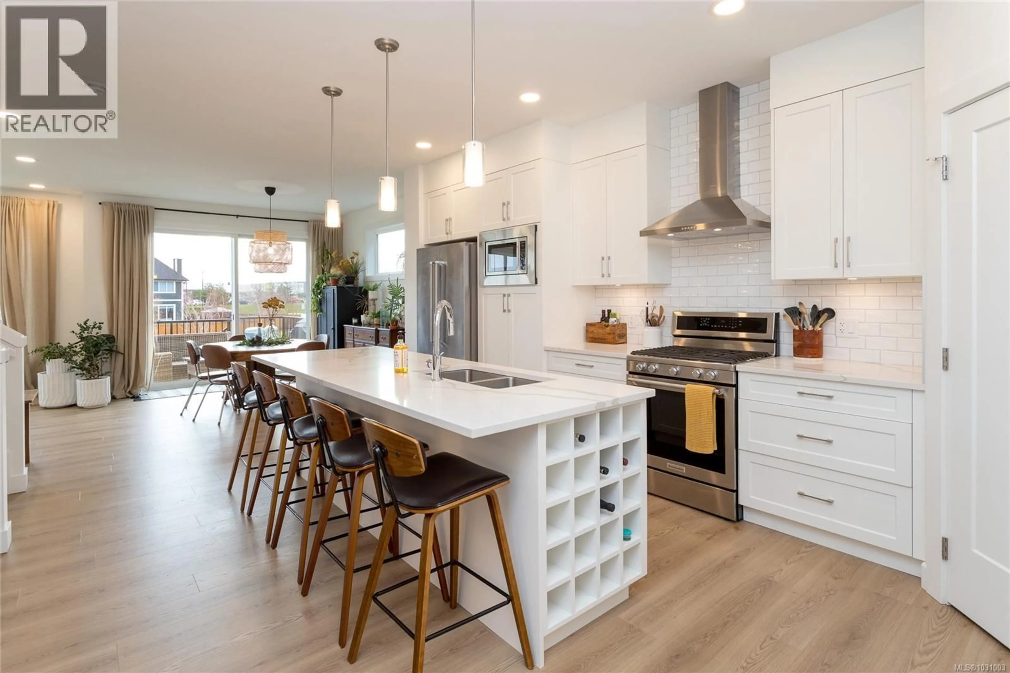 Open concept kitchen, unknown for 3453 SANDPIPER STREET, Colwood British Columbia V9C0R5