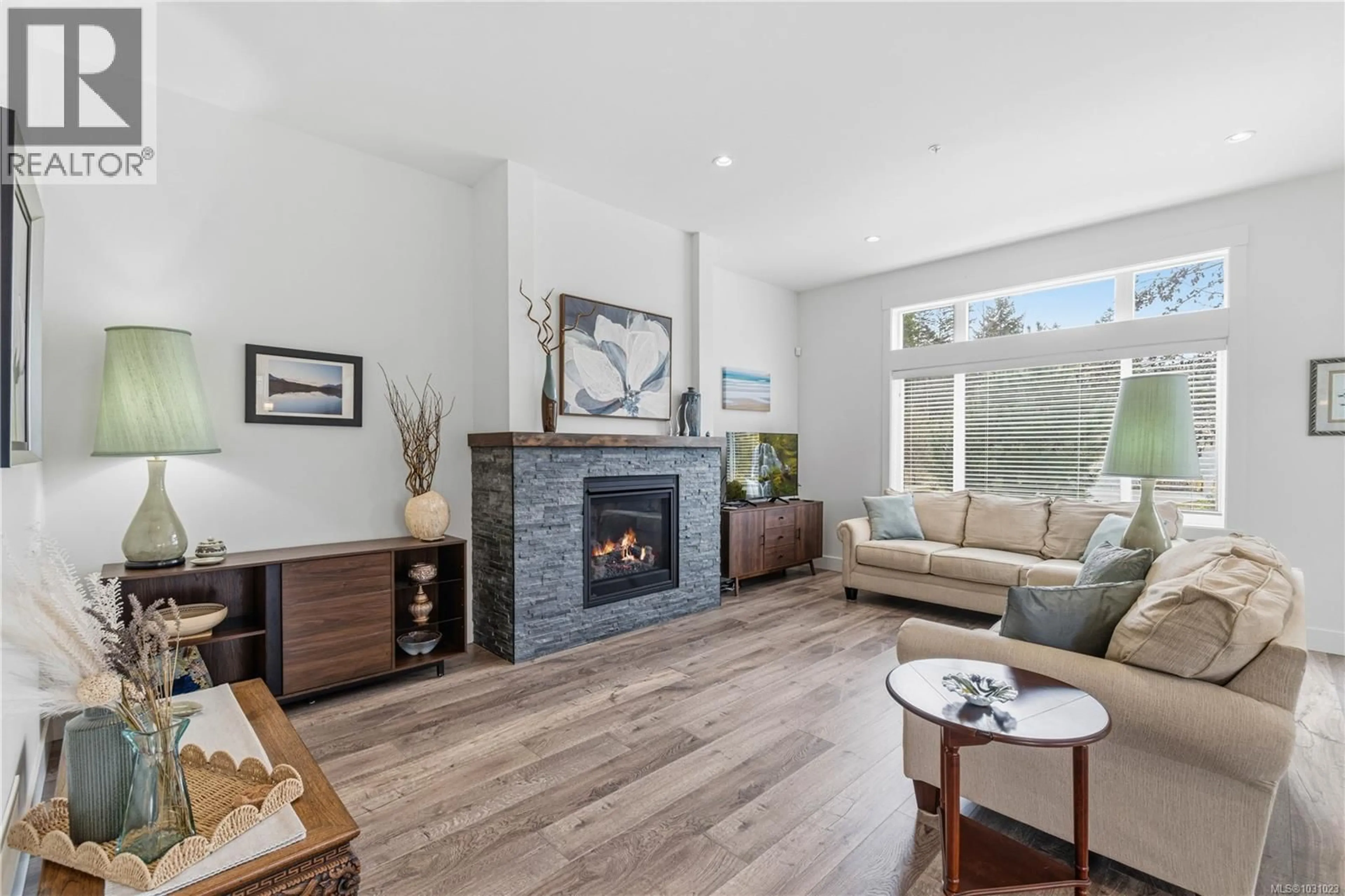 Living room with furniture, unknown for 5648 LINLEY VALLEY DRIVE, Nanaimo British Columbia V9T0K1