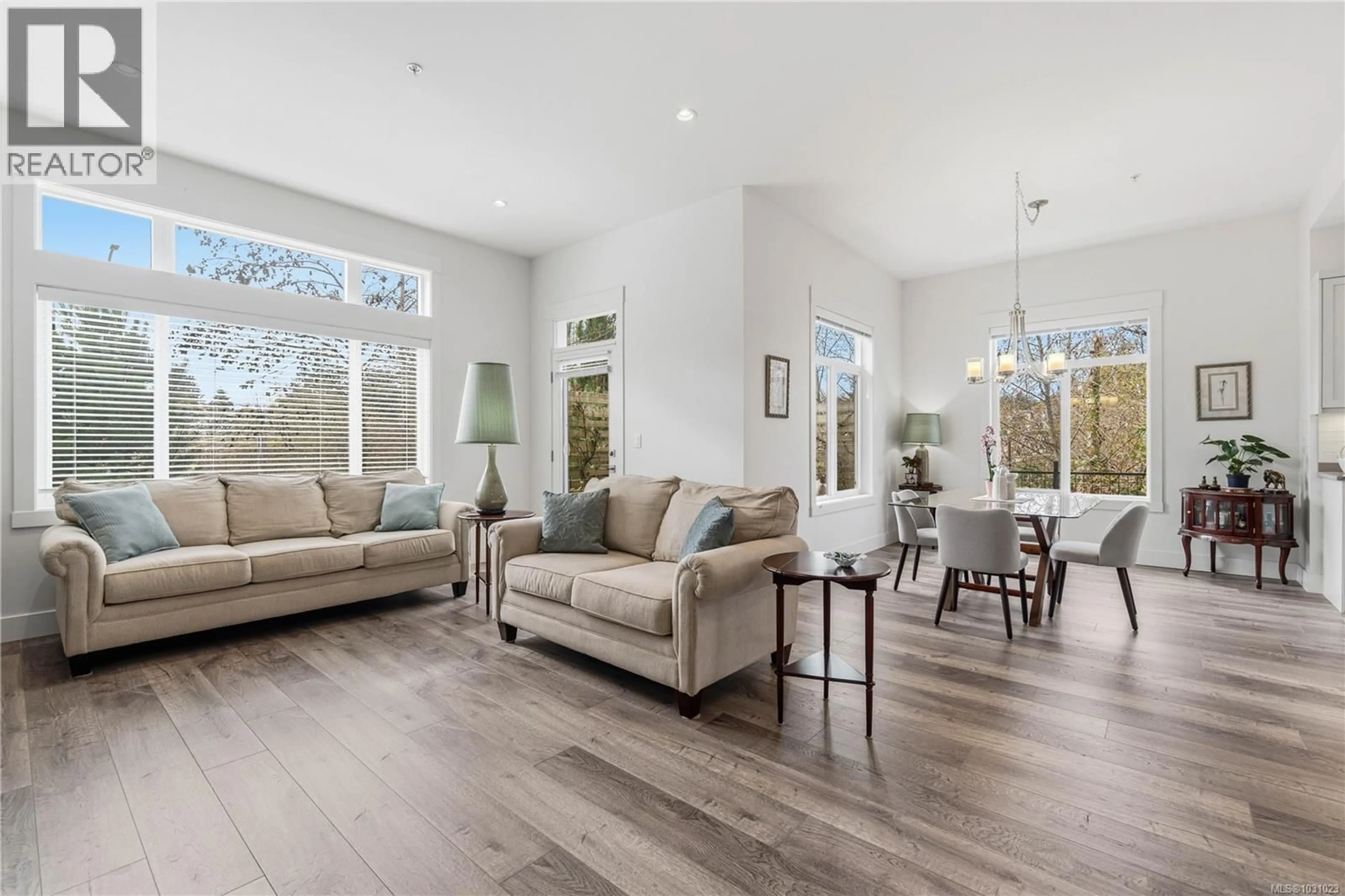 Living room with furniture, unknown for 5648 LINLEY VALLEY DRIVE, Nanaimo British Columbia V9T0K1