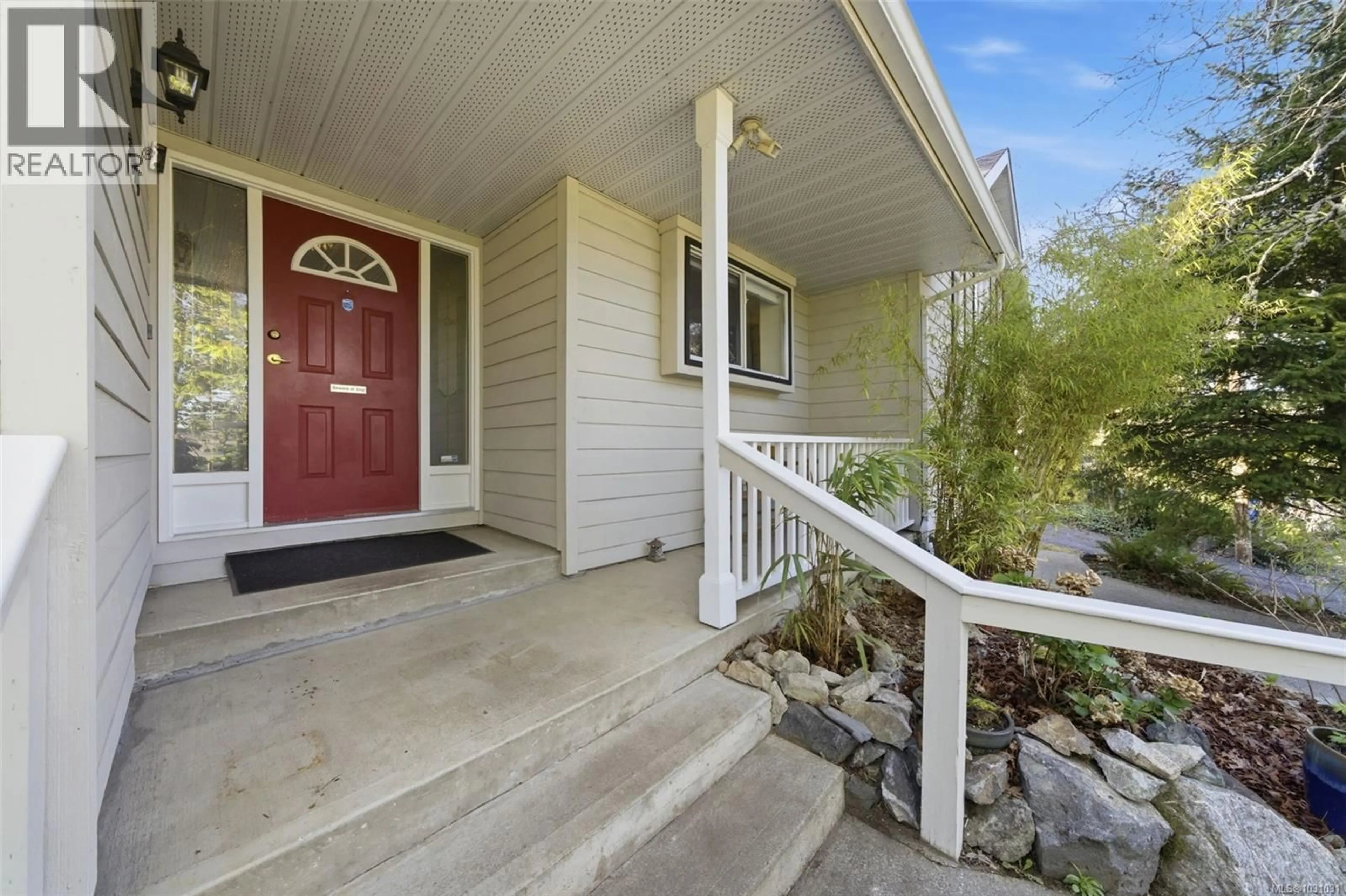 Unknown for 3874 GRANGE ROAD, Saanich British Columbia V8Z4T5