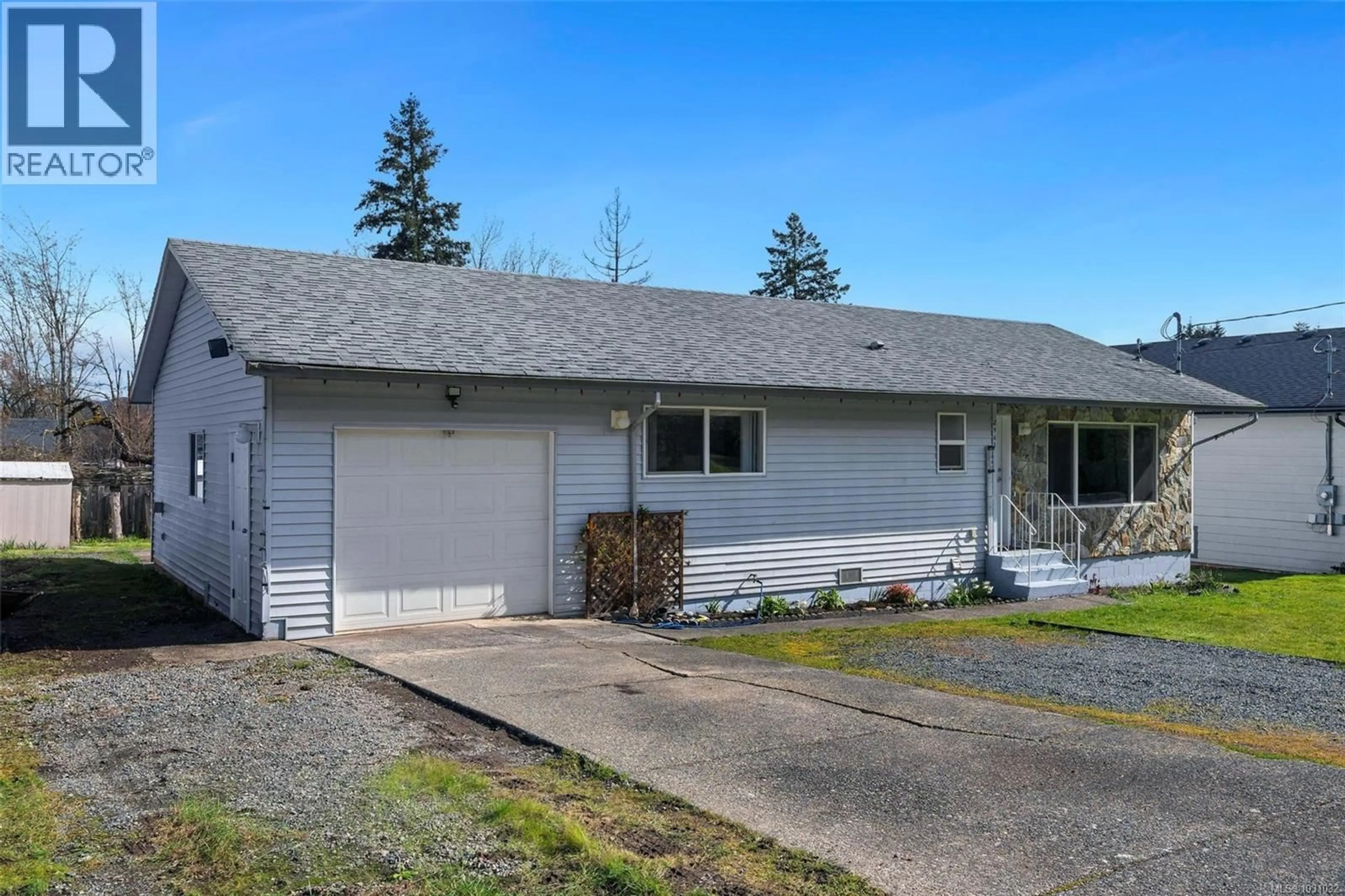 Home with vinyl exterior material, street for 2961 PHILLIPS ROAD, Duncan British Columbia V9L6V4