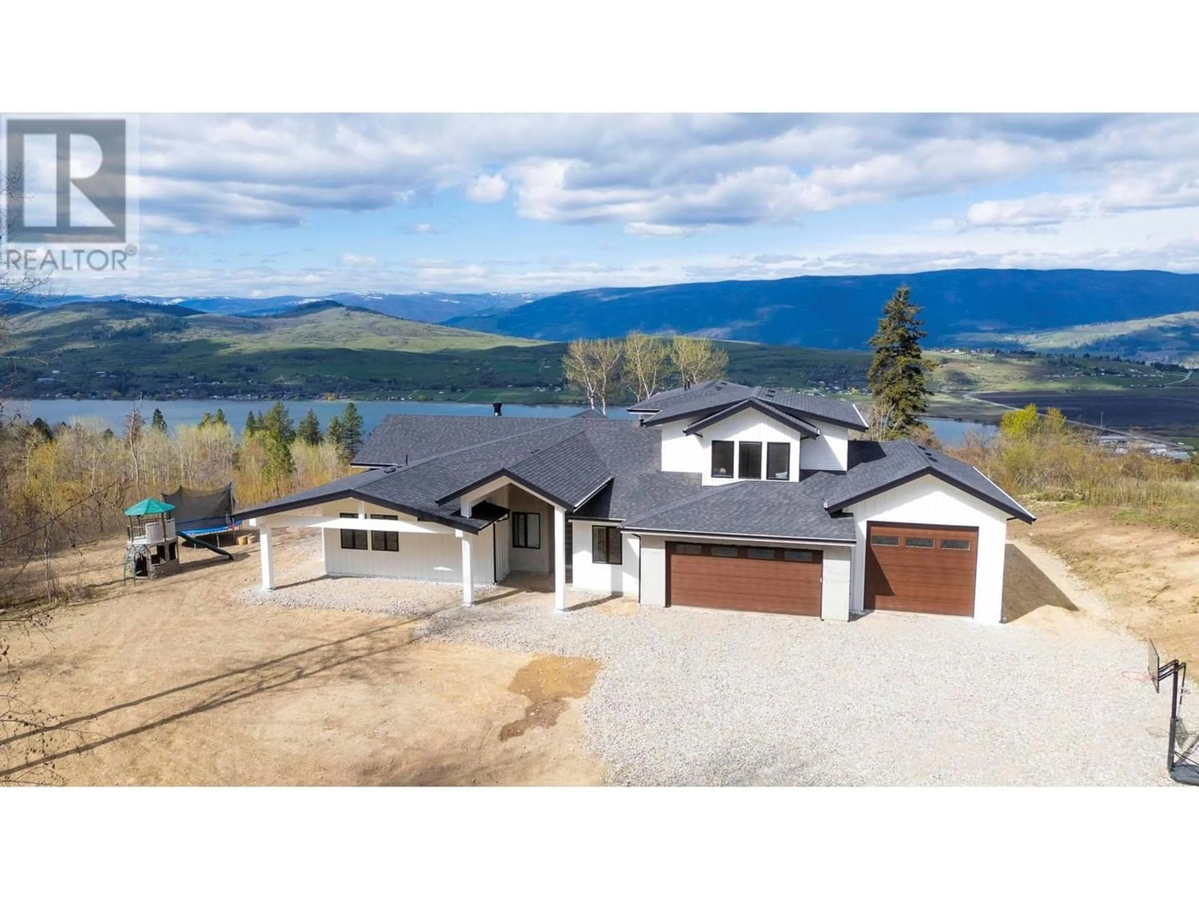 Frontside or backside of a home for 7500 McLennan Road, Vernon British Columbia V1B3S7
