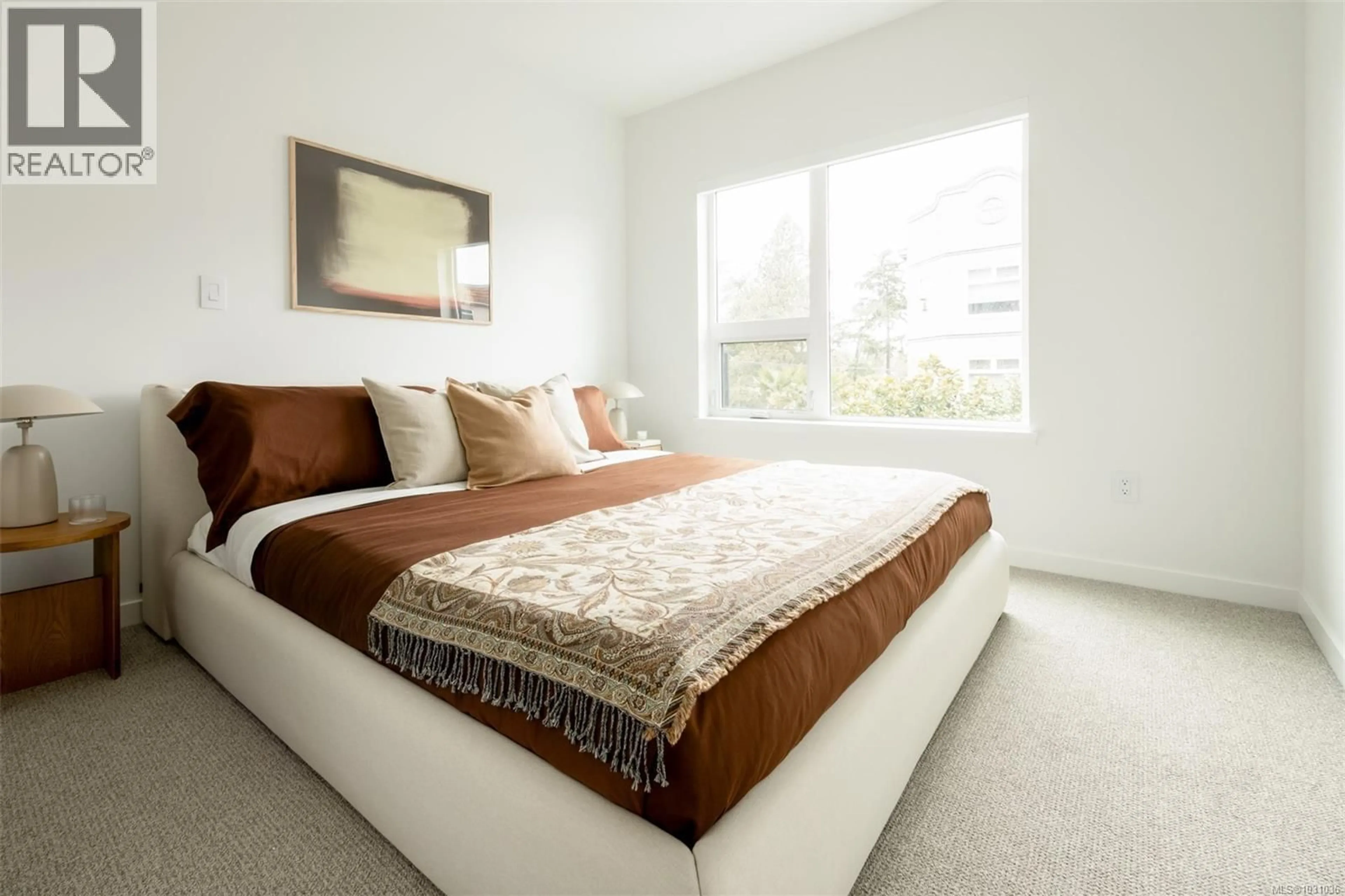 Bedroom with bed, carpet floor for 311 - 1075 TILLICUM ROAD, Esquimalt British Columbia V9A2A4