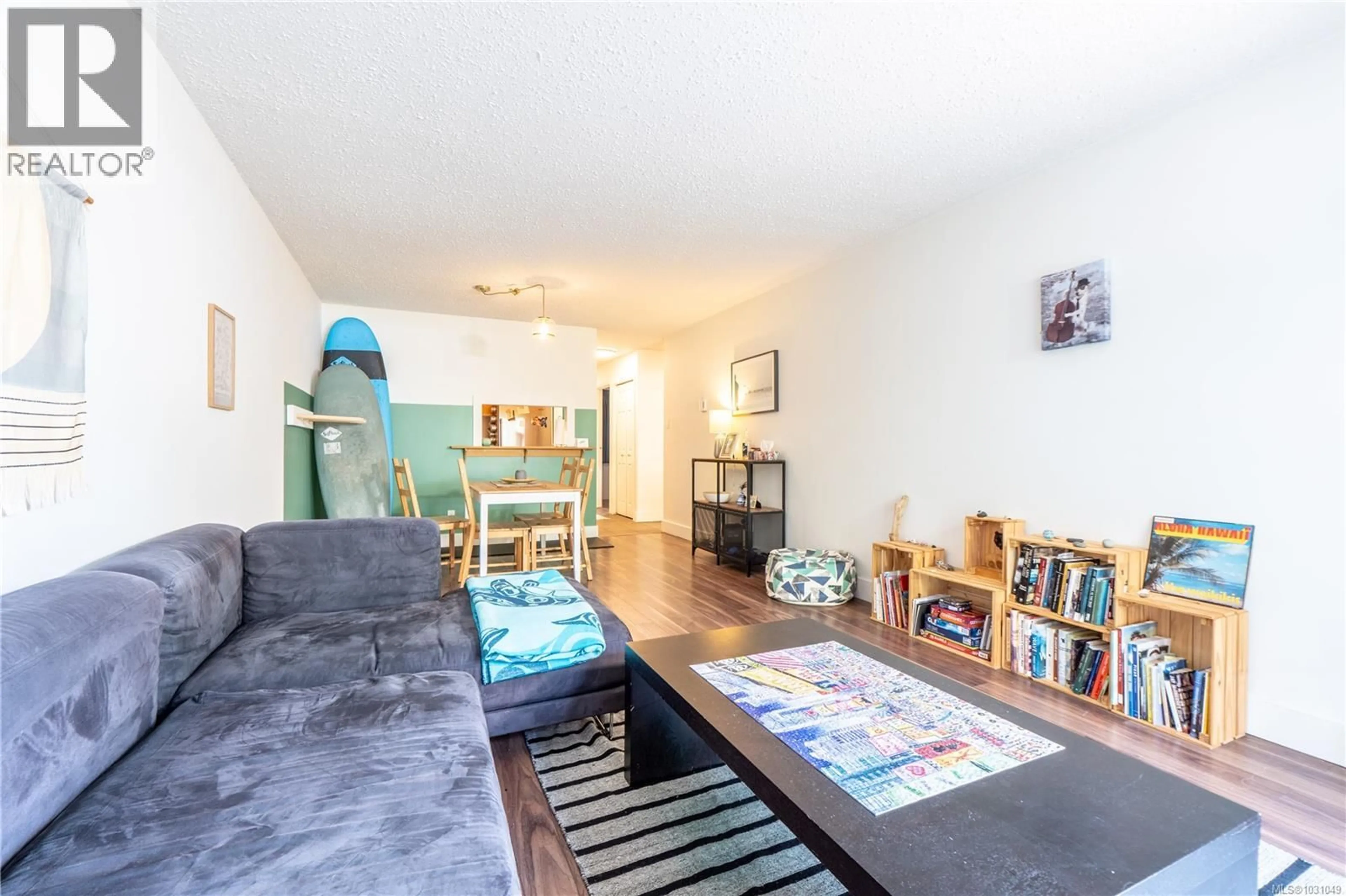 Living room with furniture, unknown for 107 - 250 HEMLOCK STREET, Ucluelet British Columbia V0R3A0