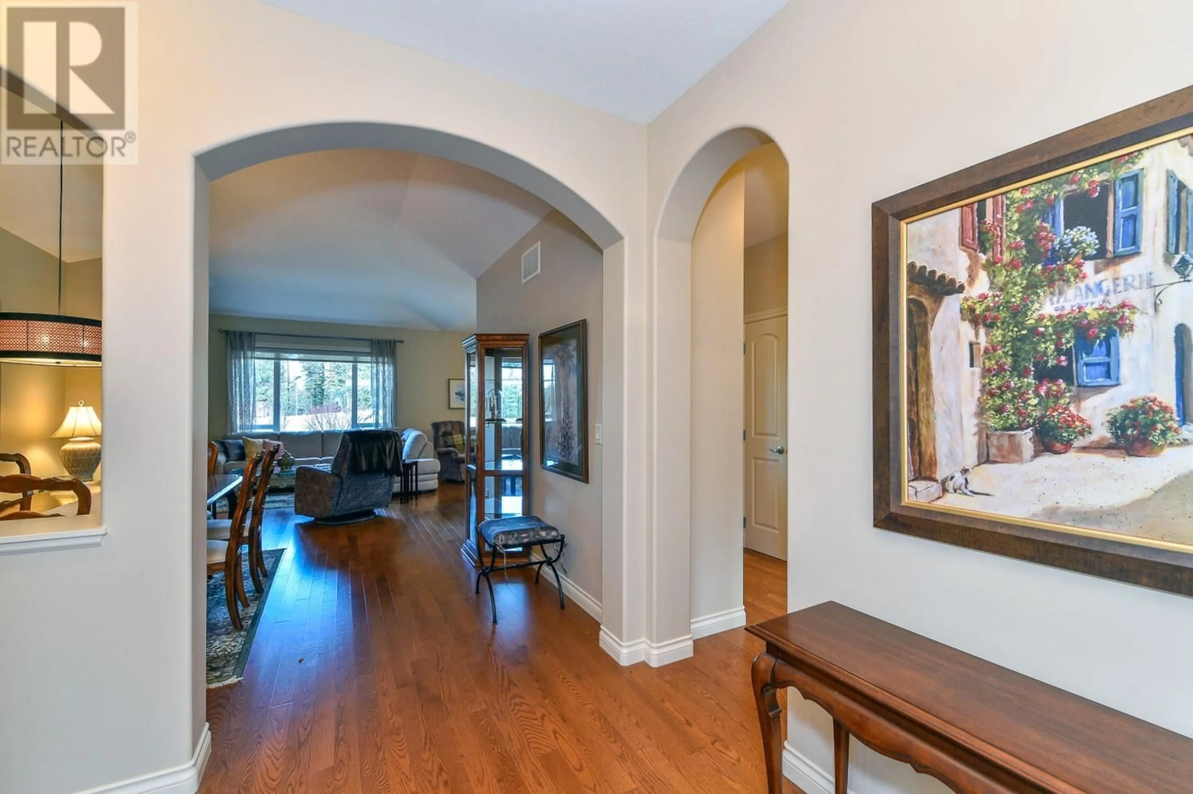 Indoor entryway, wood floors for 4528 Gallaghers Edgewood Drive, Kelowna British Columbia V1W5E6