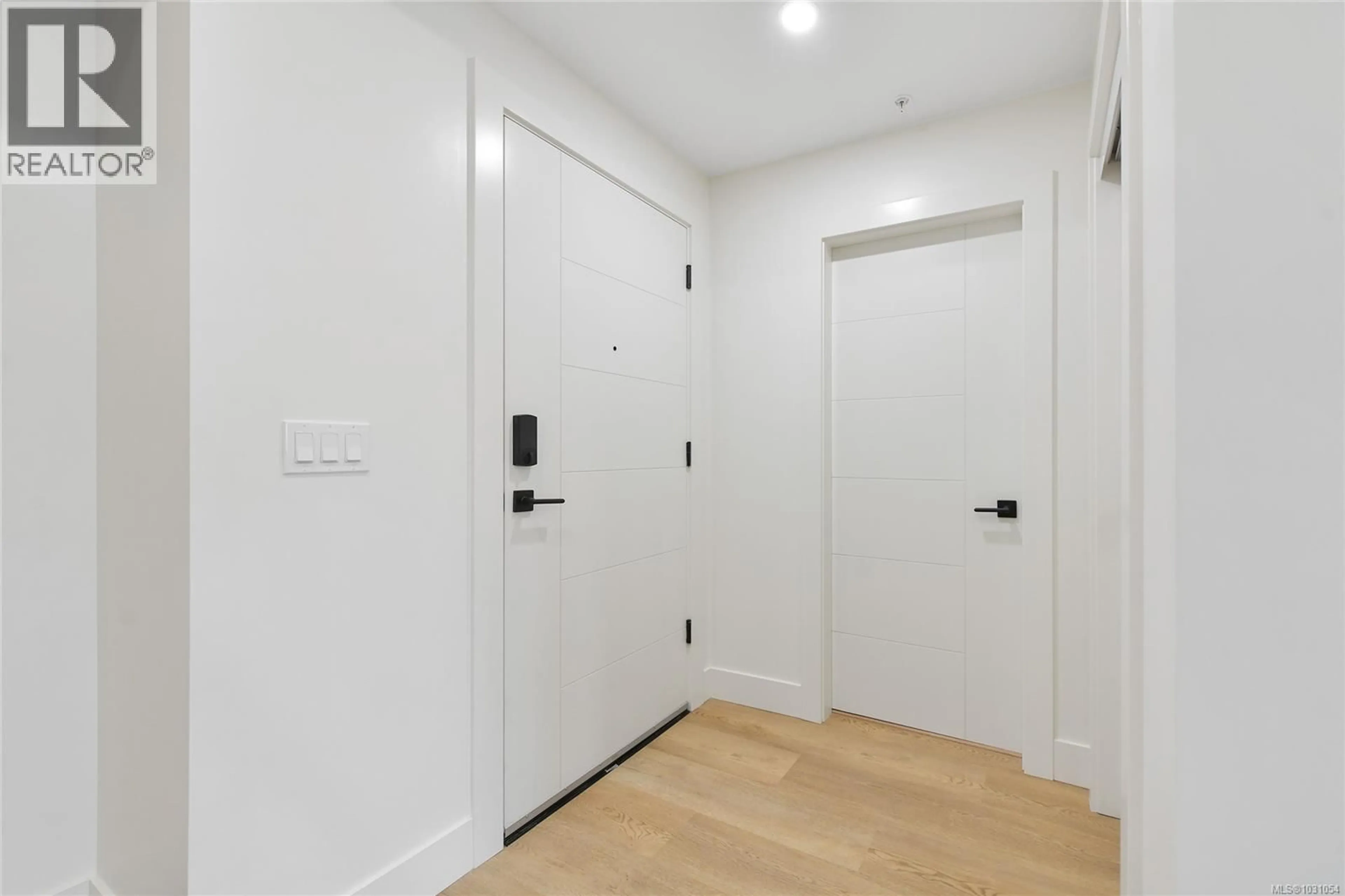 Unknown for 314 - 2341 BEAR MOUNTAIN PARKWAY, Langford British Columbia V9B6V1