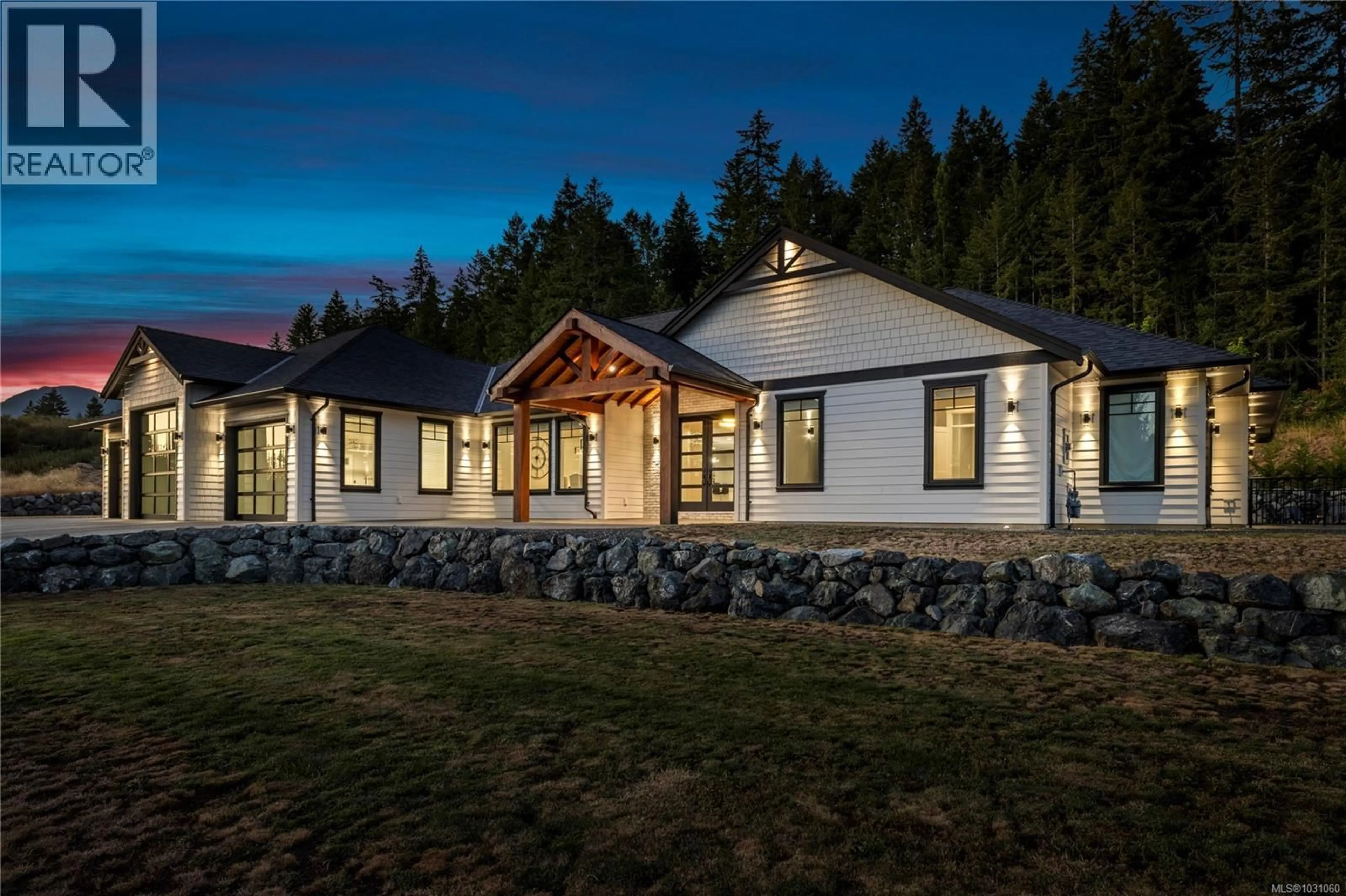 Home with vinyl exterior material, mountain view for 6127 CHASE DRIVE, Port Alberni British Columbia V9Y0C2