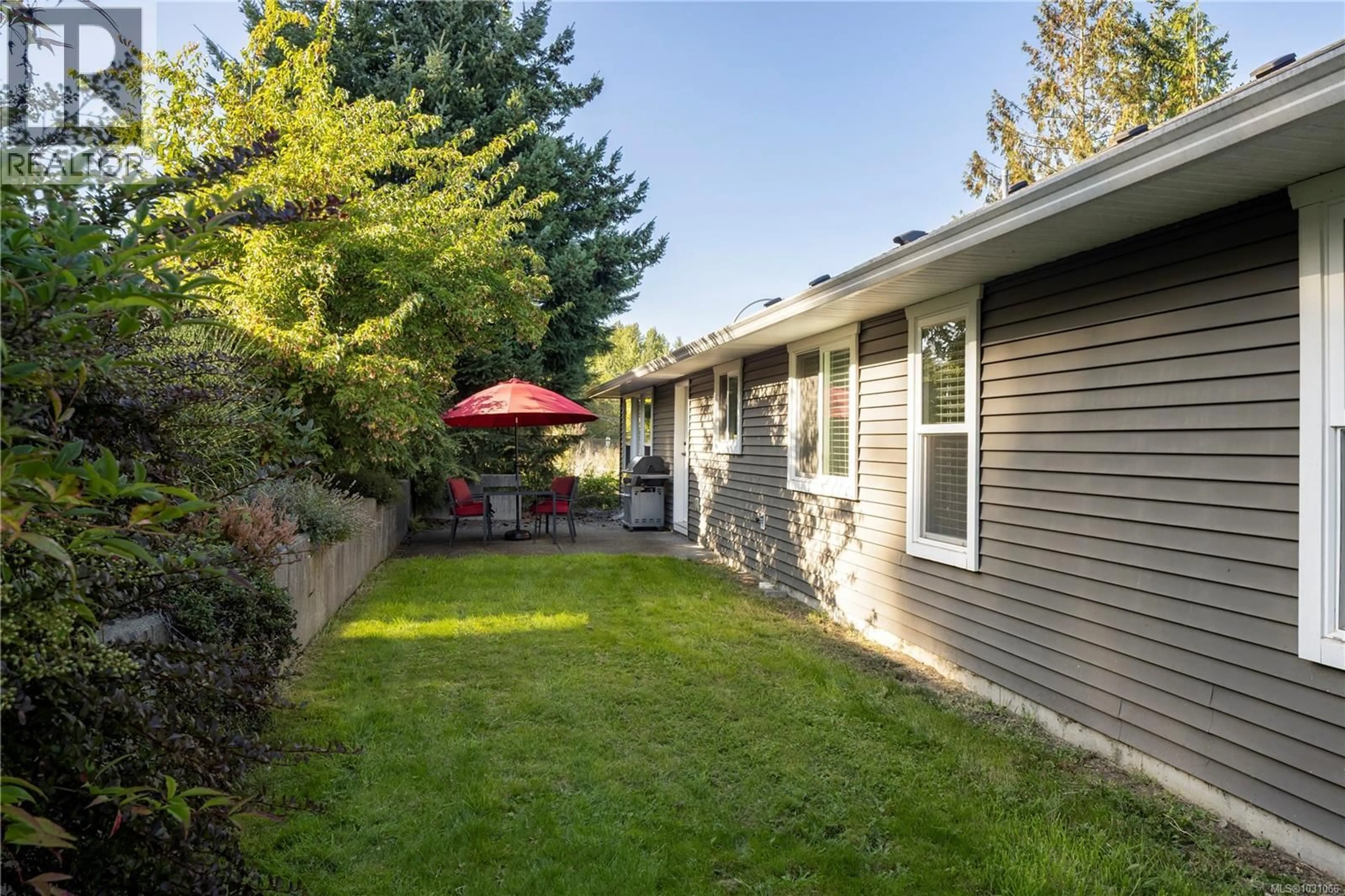 Patio, street for 2065 MORELLO PLACE, Courtenay British Columbia V9N9C9