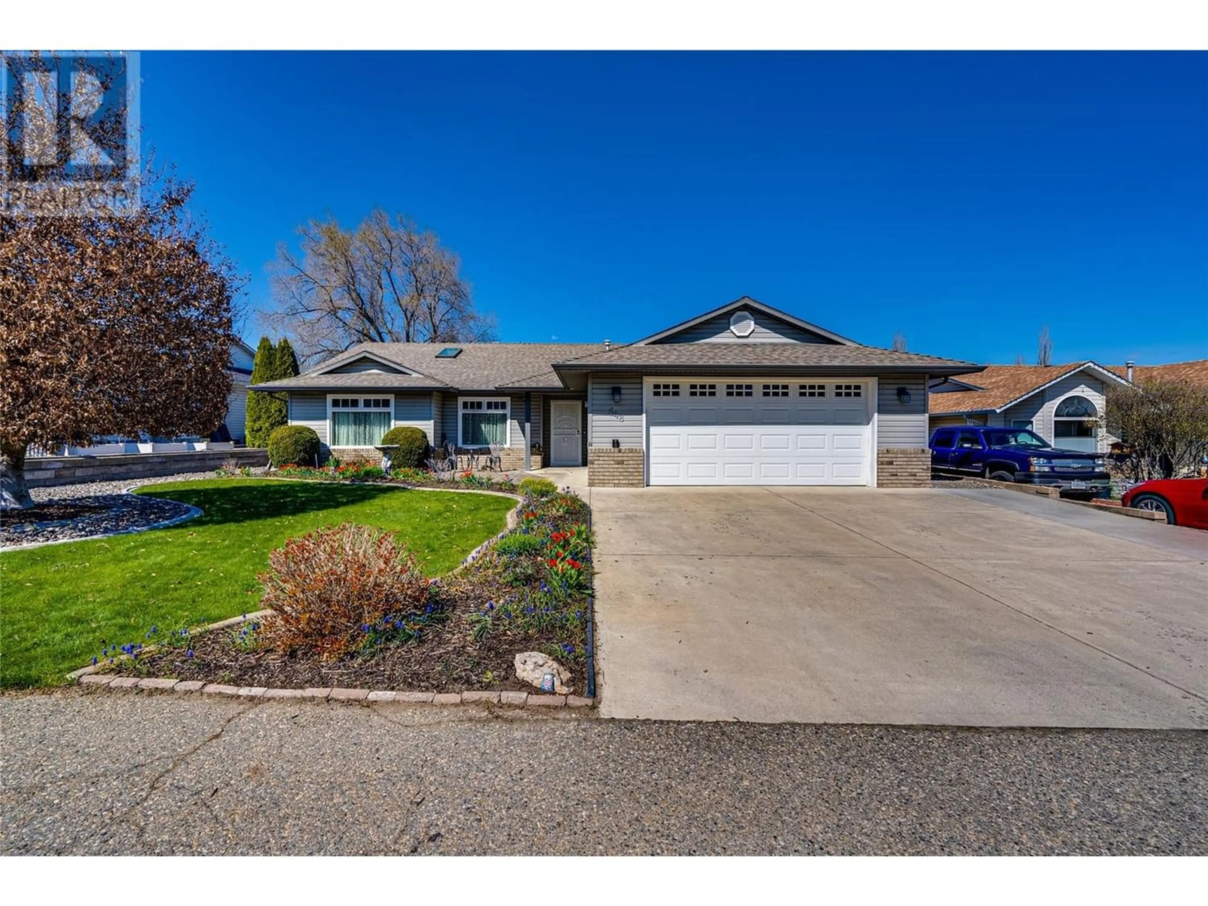 Frontside or backside of a home for 648 6TH Avenue, Vernon British Columbia V1H1Z1